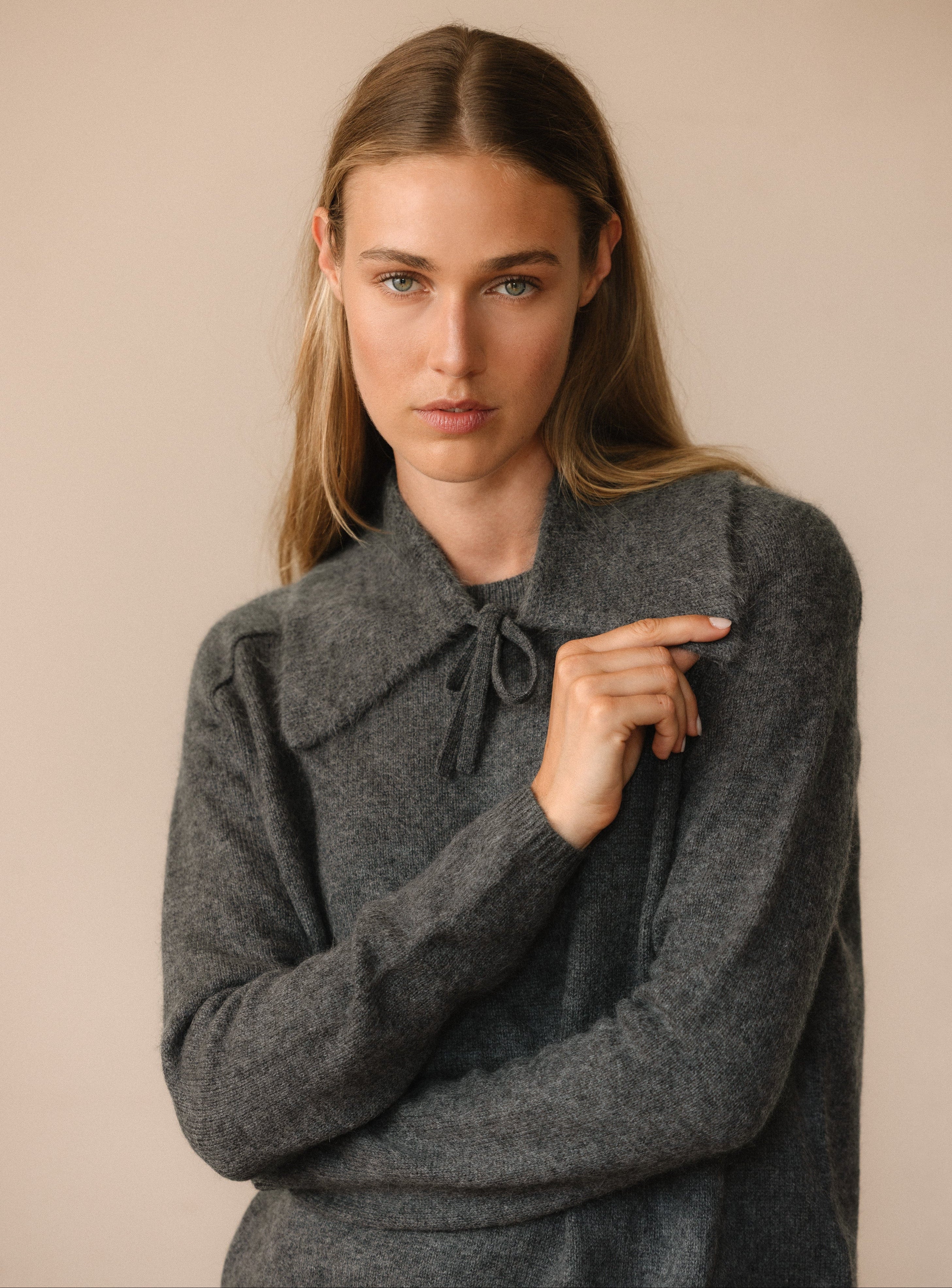 CORA COLLAR IN MIDNIGHT STONE