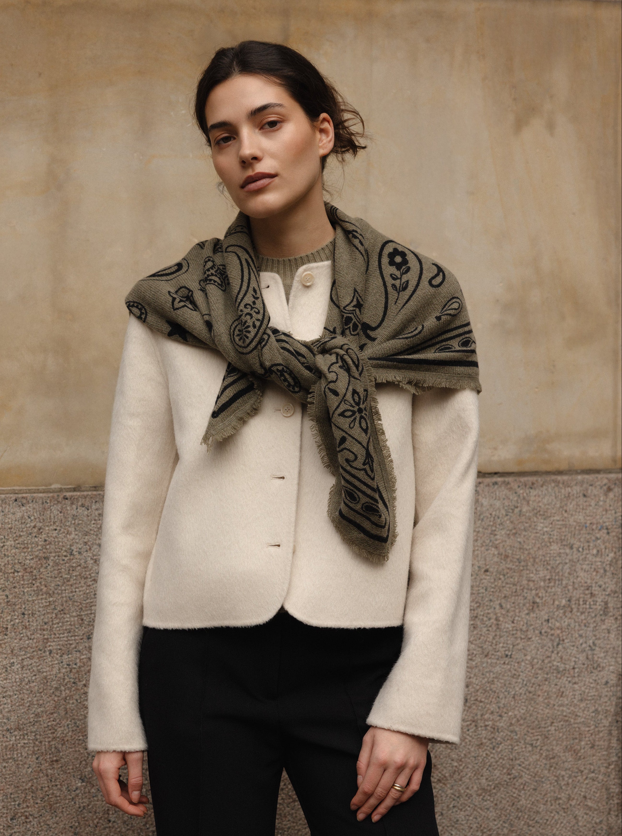 NELE SCARF BIG IN BREEN