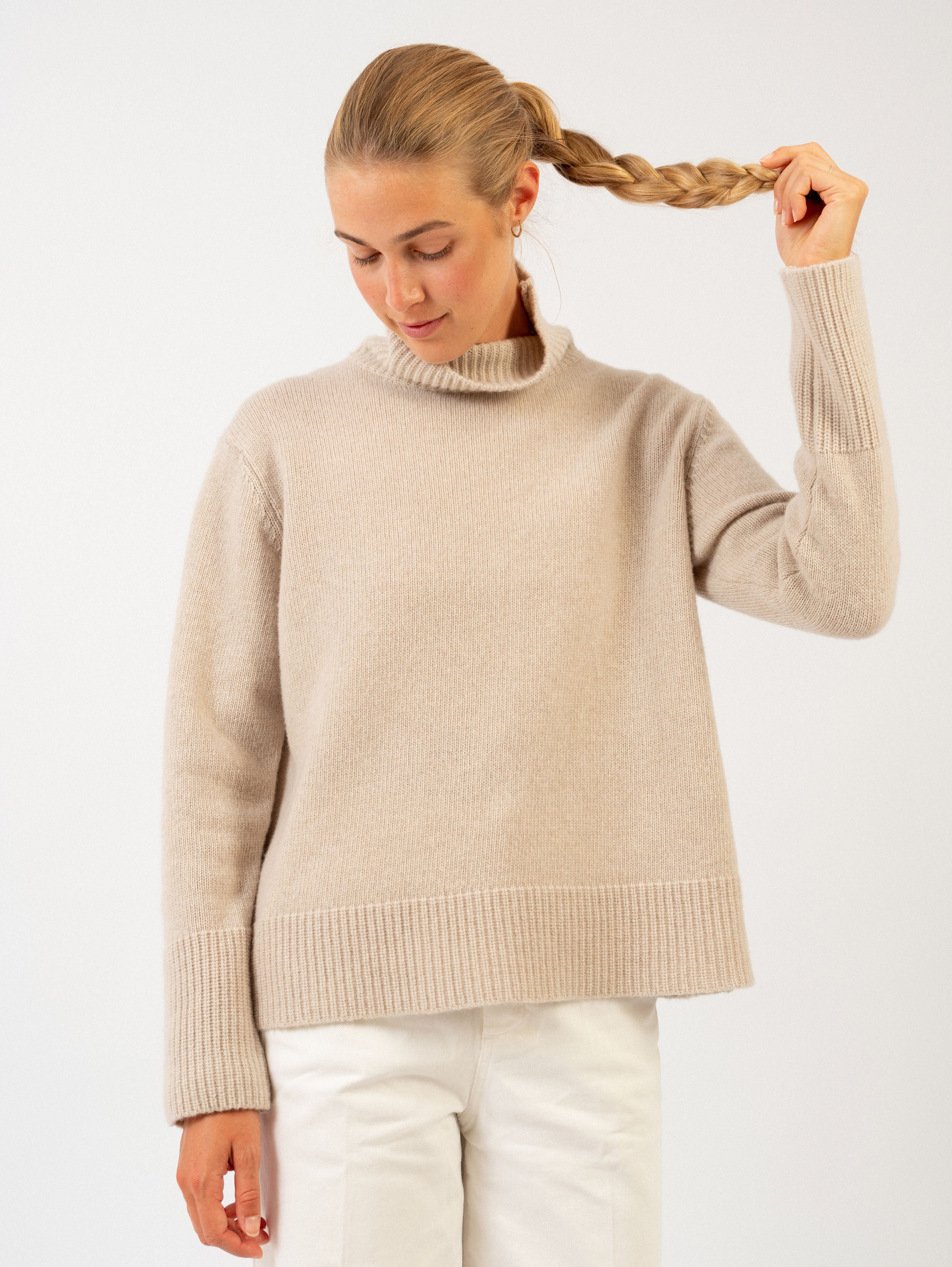 ANEMONE SWEATER IN SAND