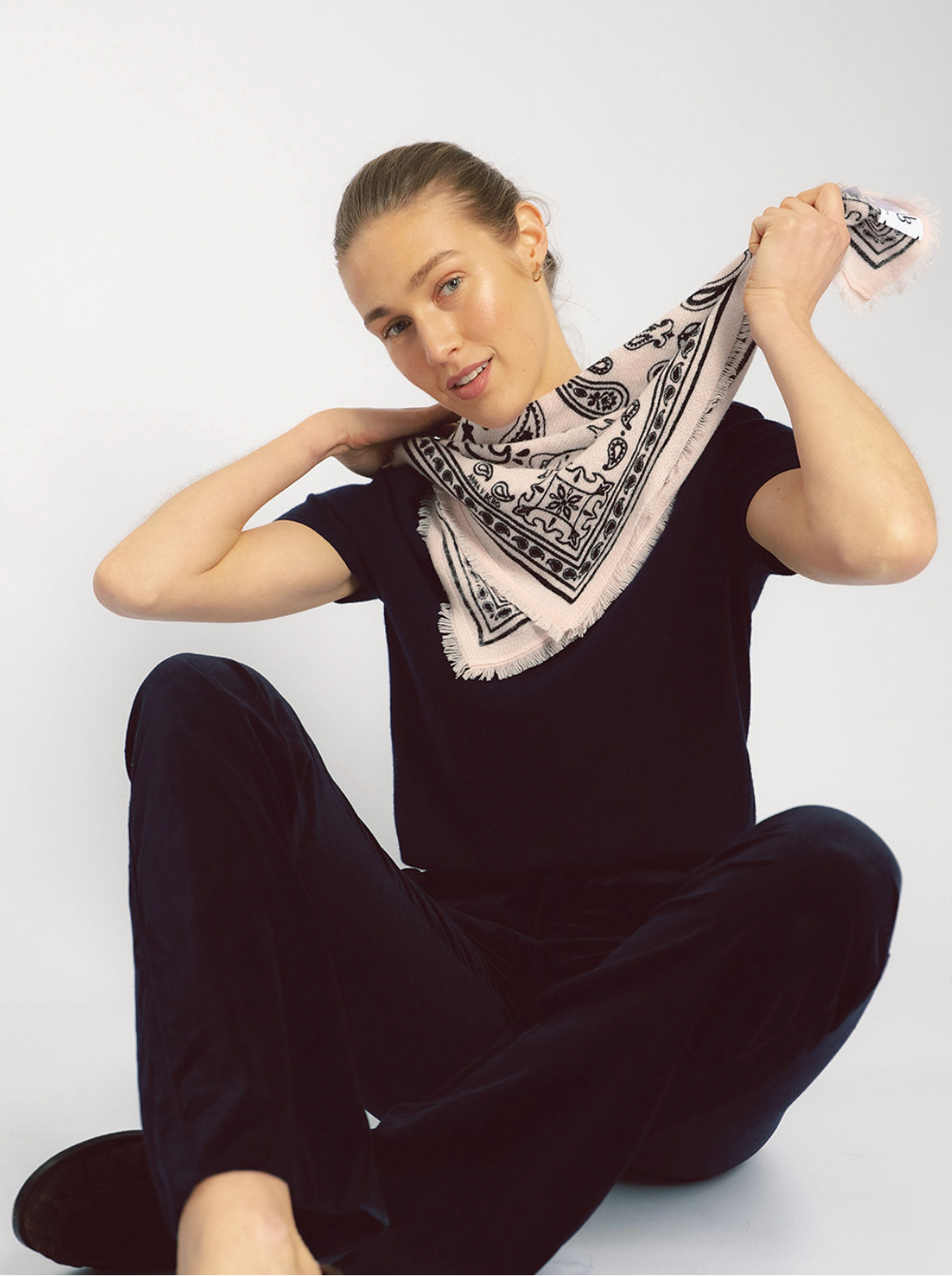 NELE SCARF SMALL IN POWDER KISS