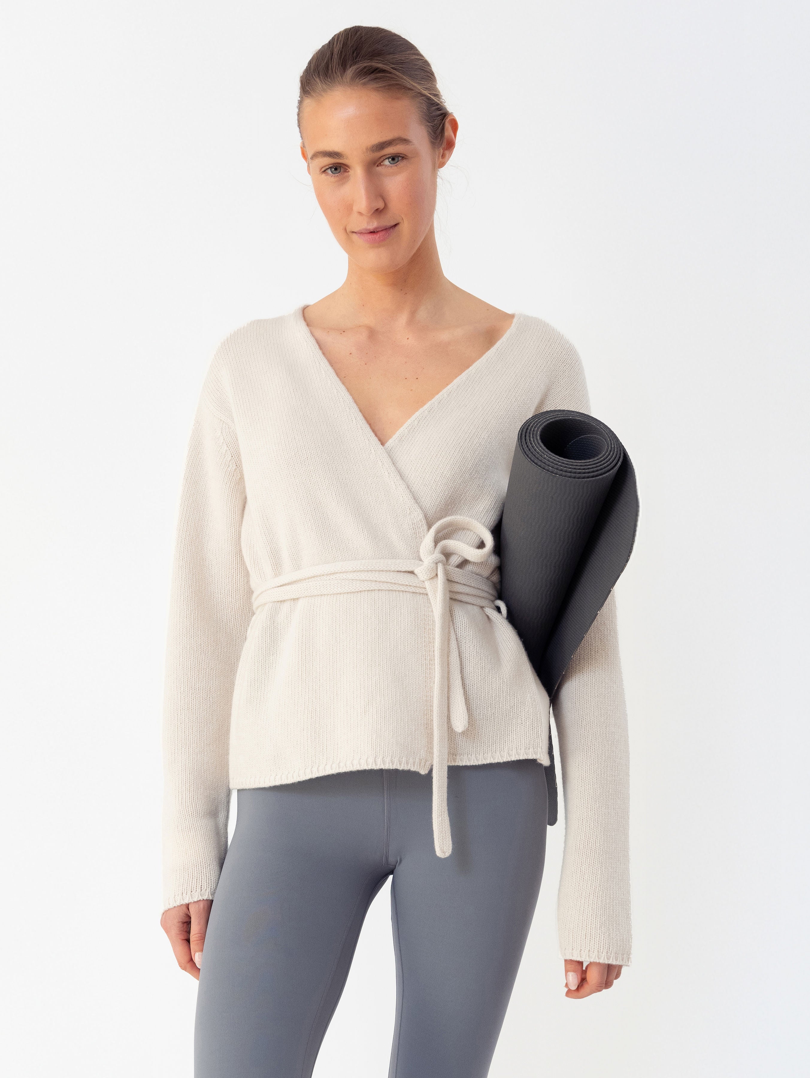 BONDI CARDIGAN IN VANILLA