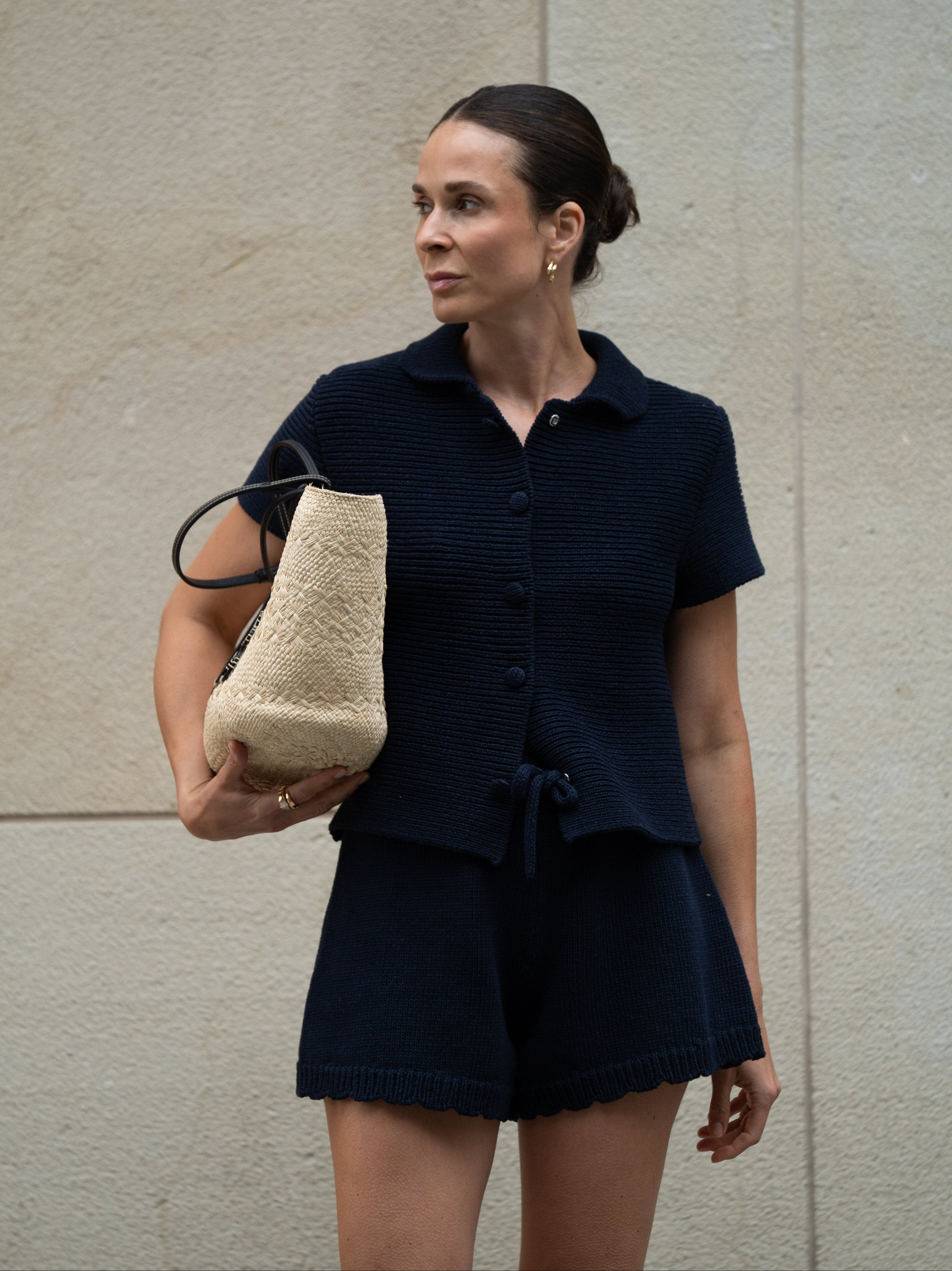 AVA SHORTS IN DEEP BLUE