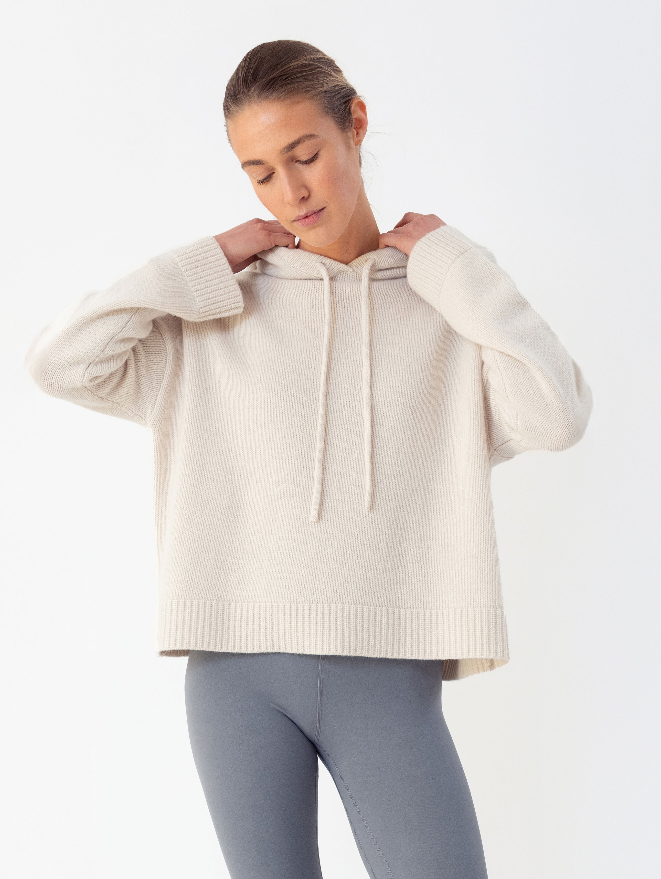 BONDI HOODIE IN VANILLA