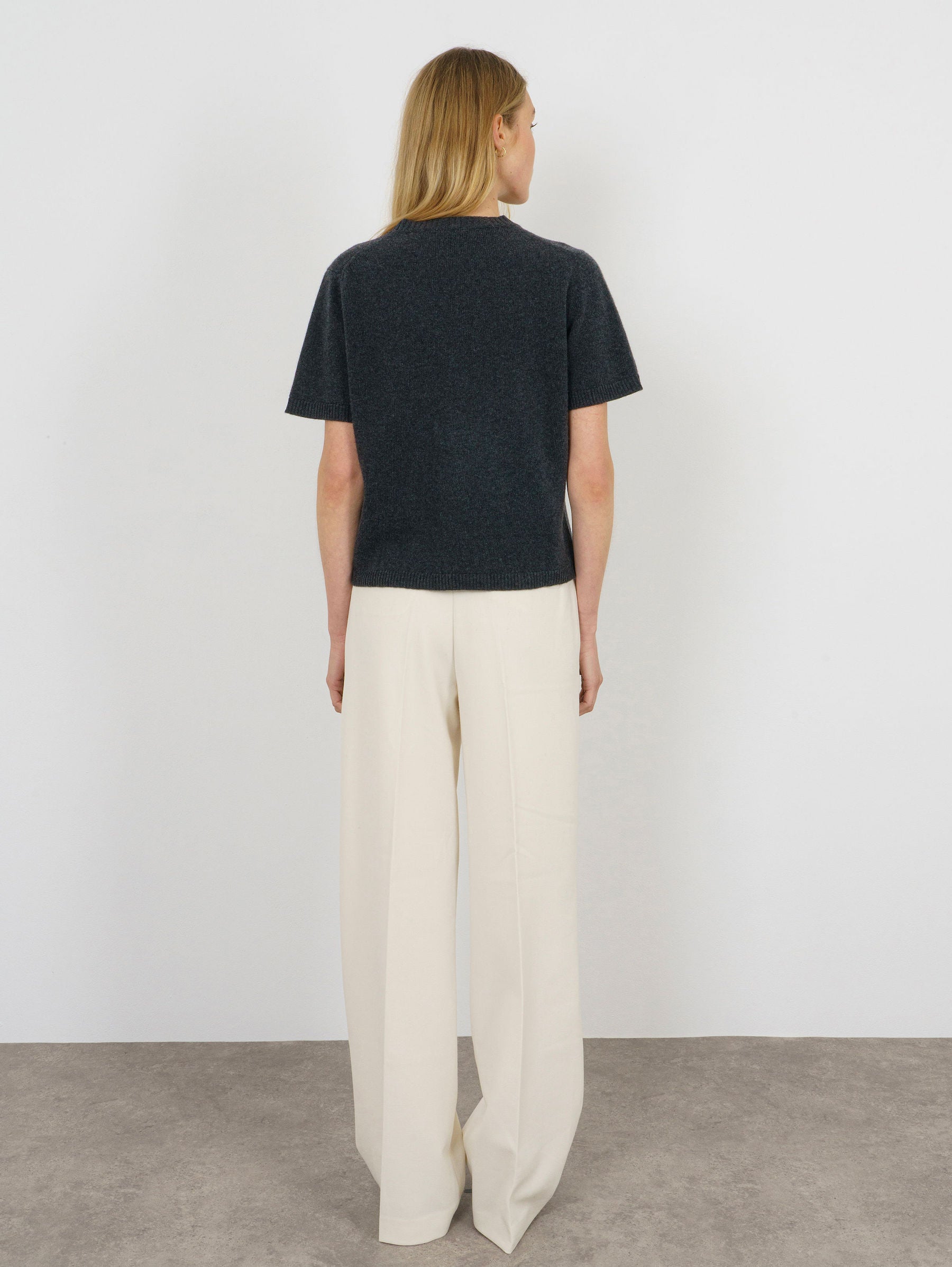 JULES SWEATER IN MIDNIGHT GREY