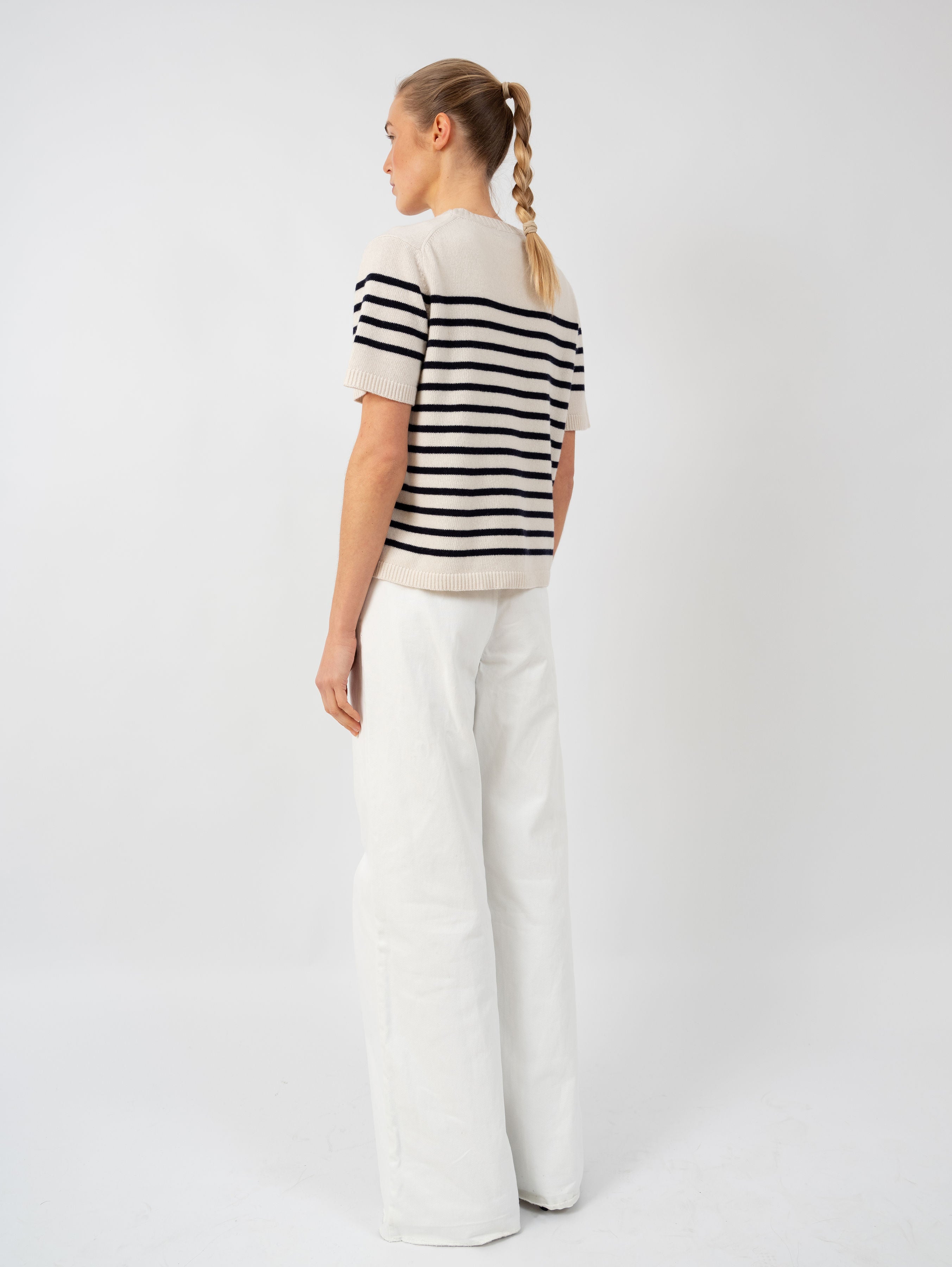 JULES SWEATER IN VANILLA/DEEP BLUE