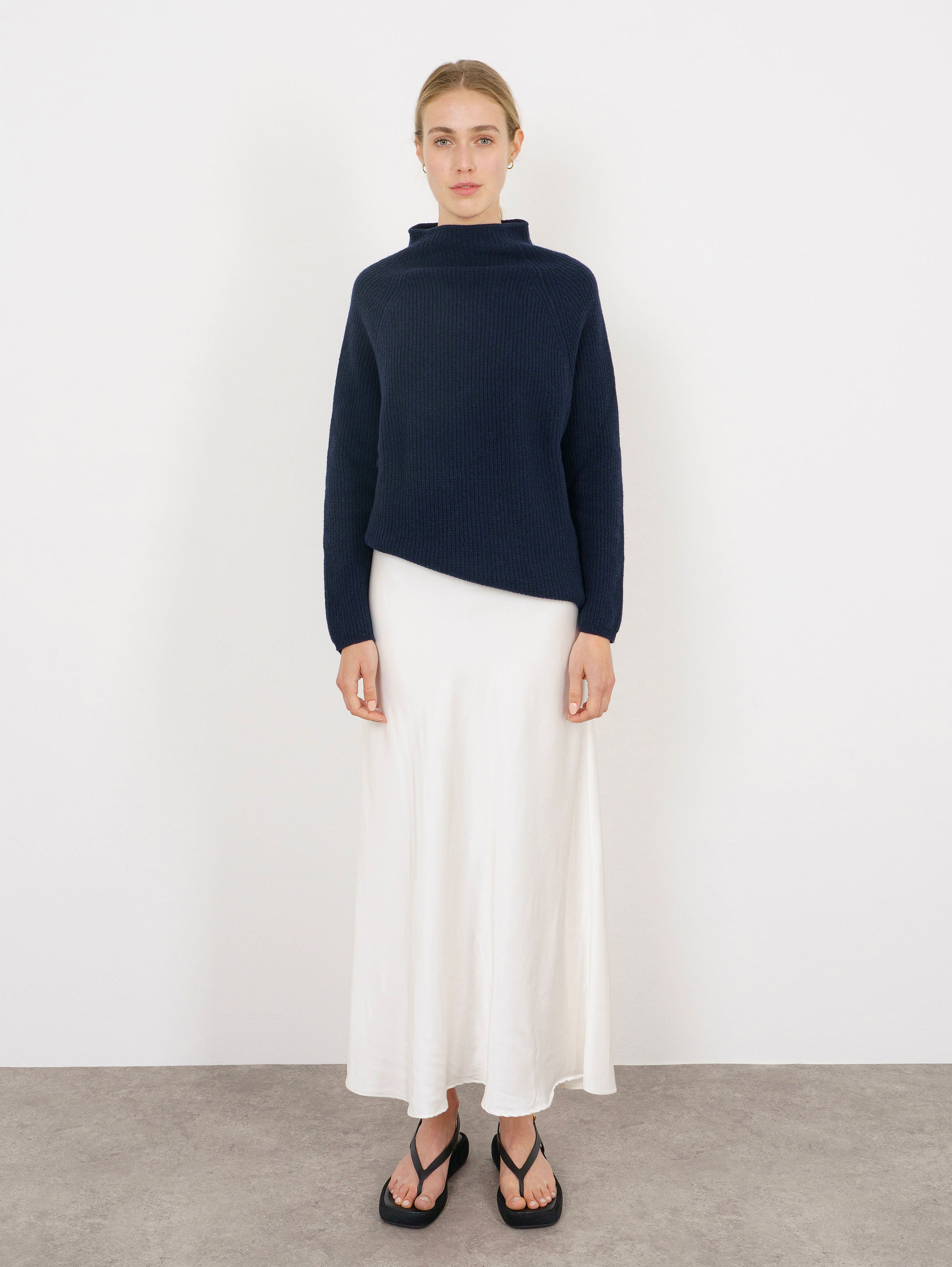 MANON SWEATER IN OCEAN