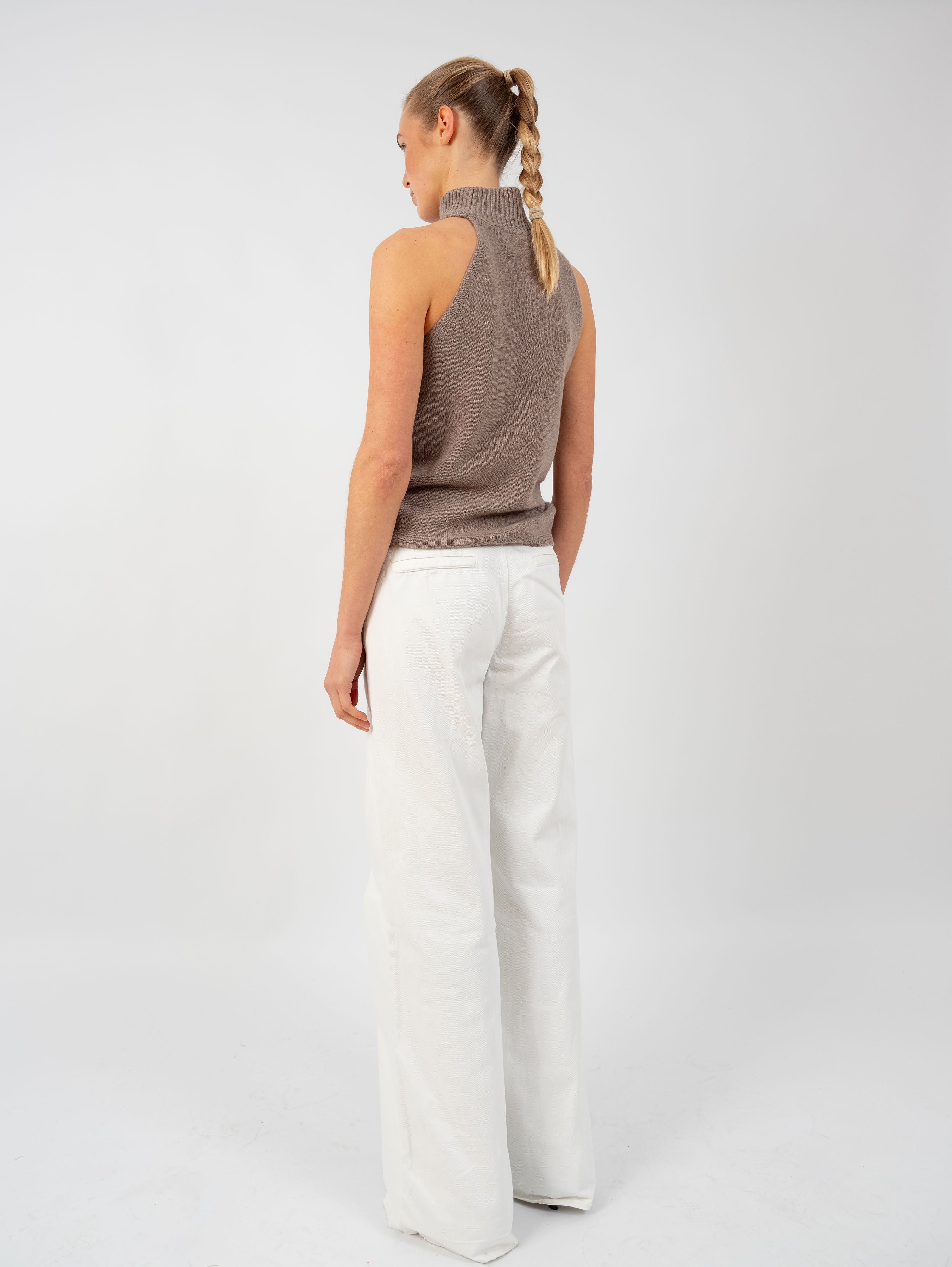 MELIS TOP IN TIMELESS TAUPE