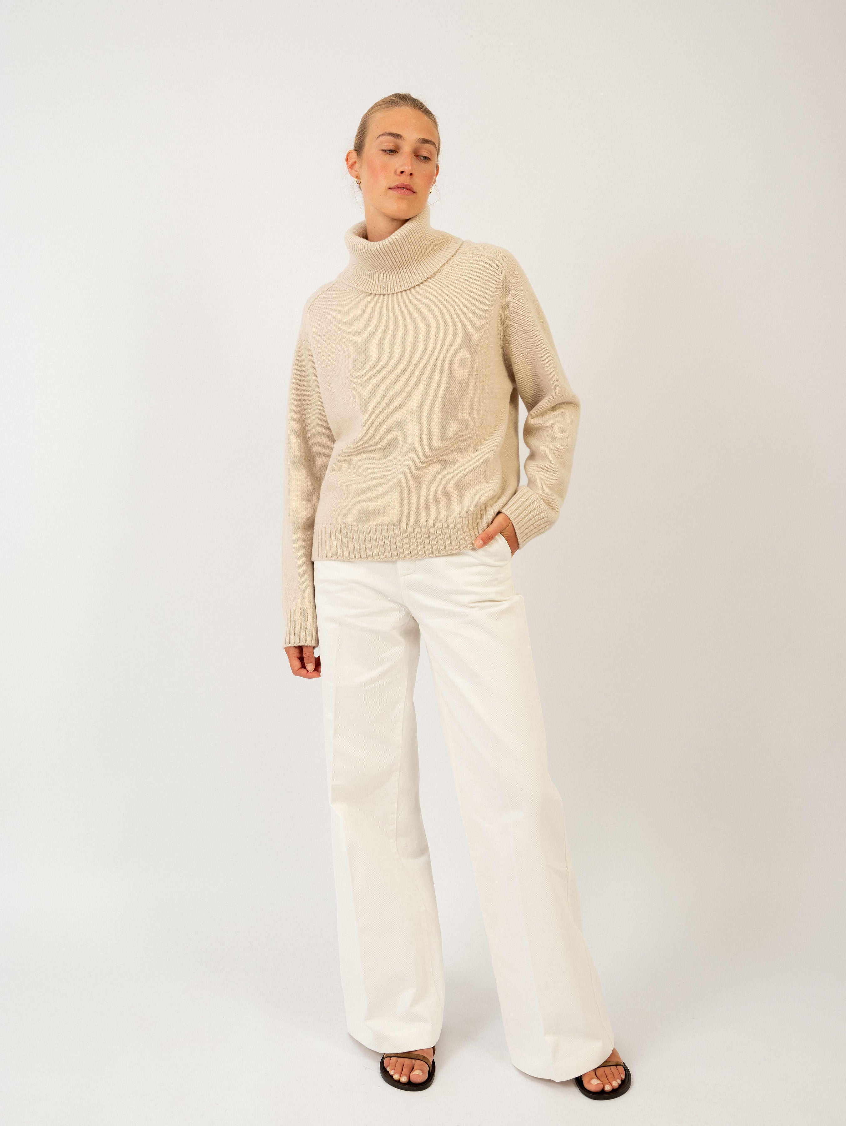 MIA SWEATER IN BUTTERMILK