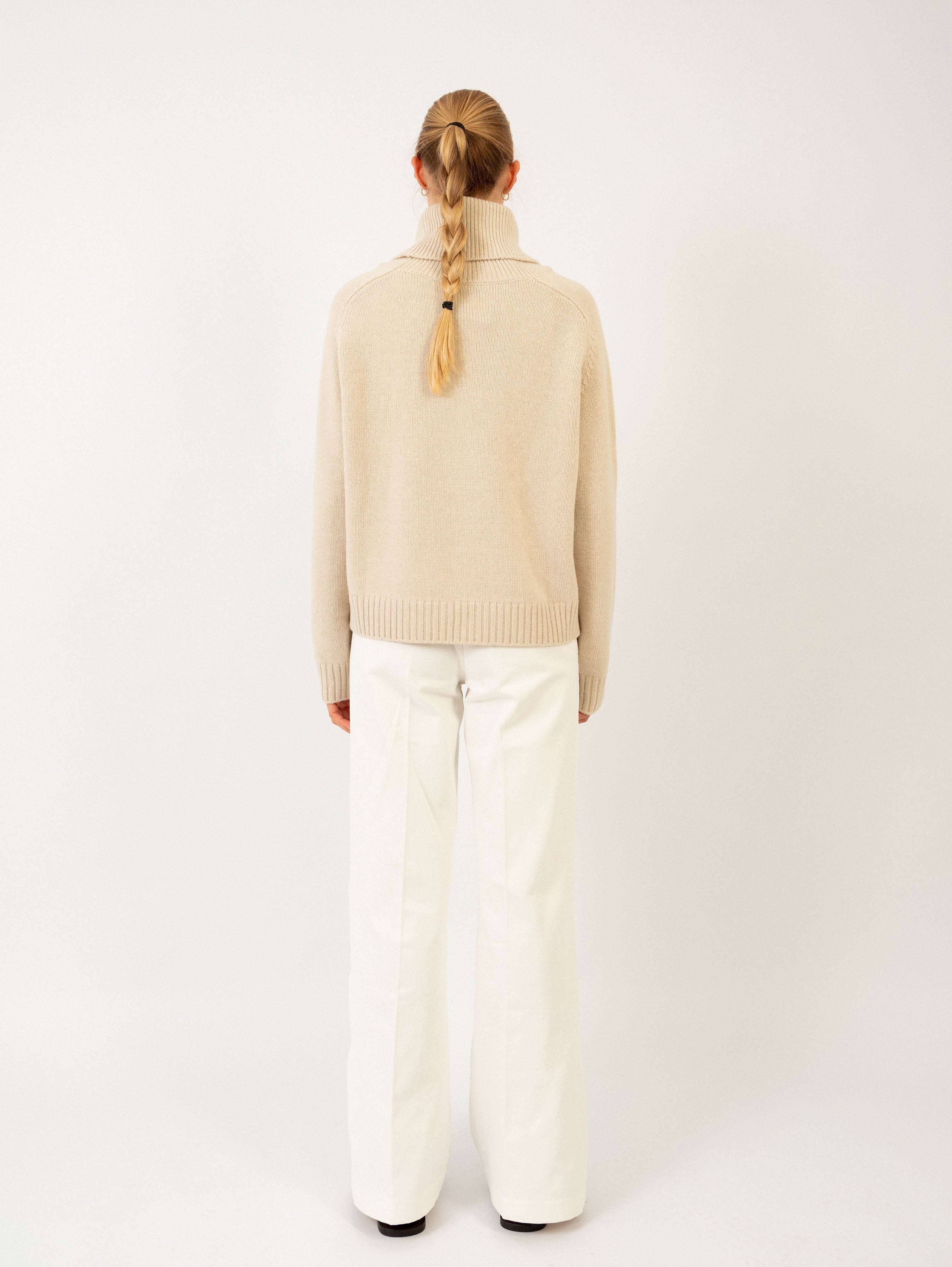 MIA SWEATER IN BUTTERMILK