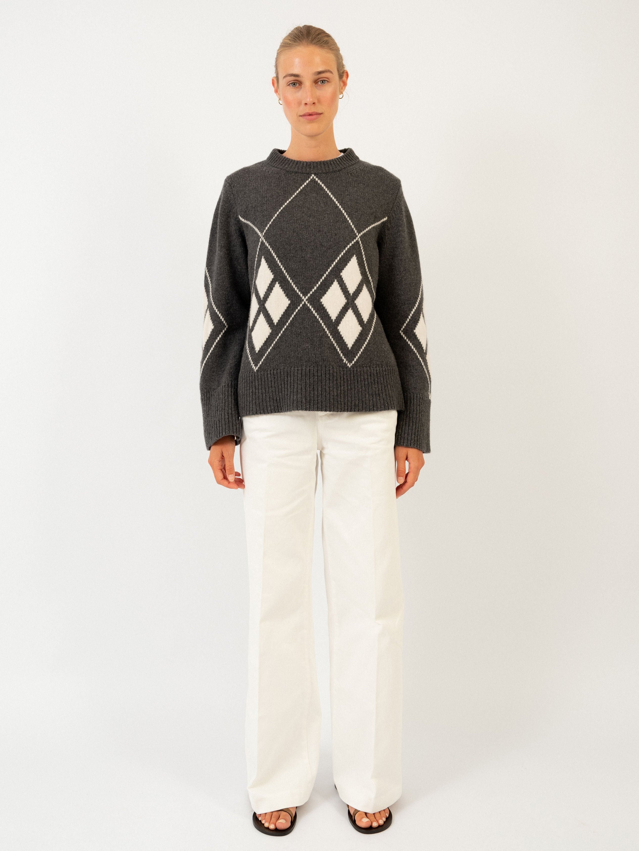 PIPPA SWEATER IN ALMOND POWDER