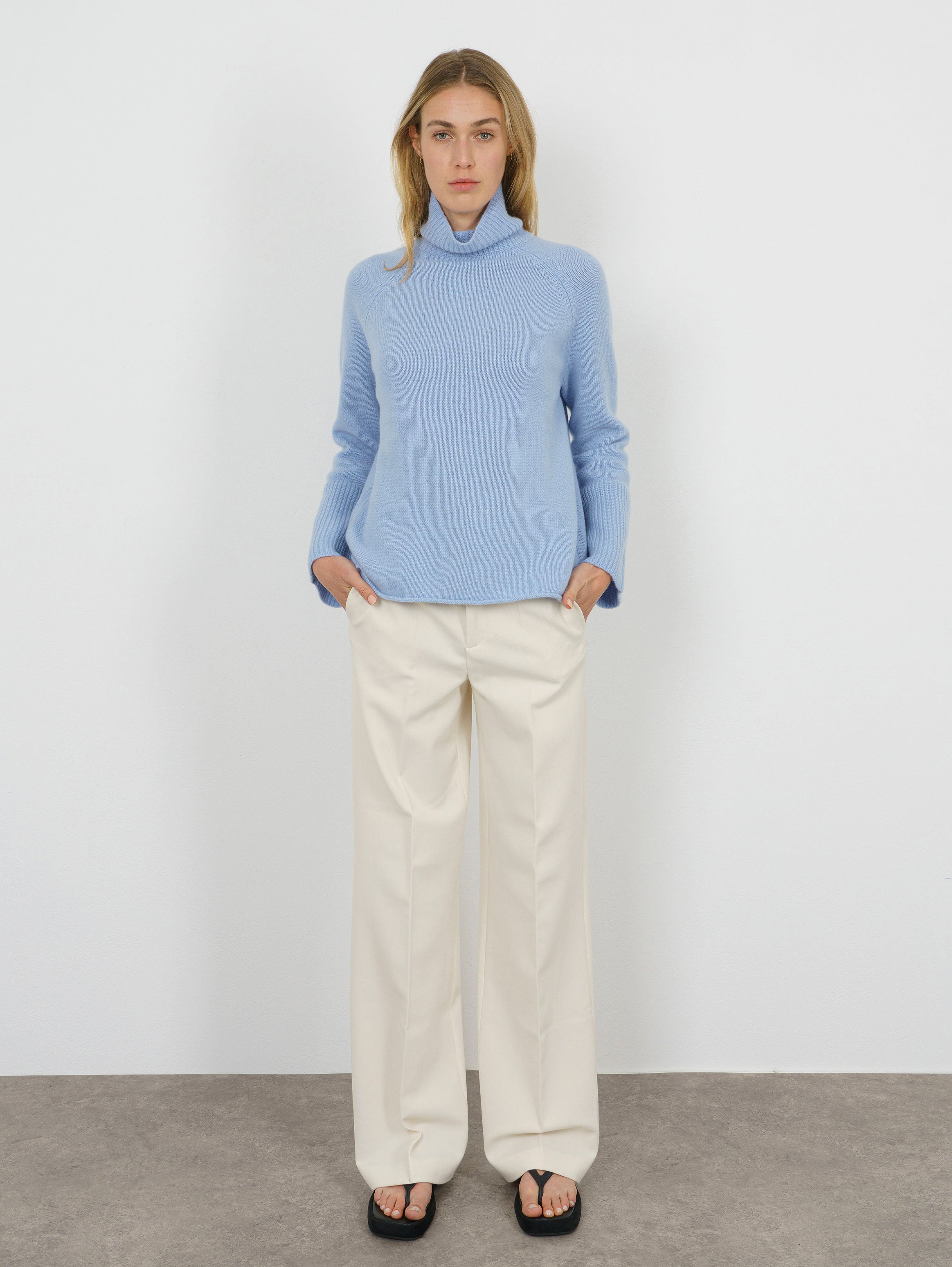 PIPPA SWEATER IN BABY GIRL BLUE