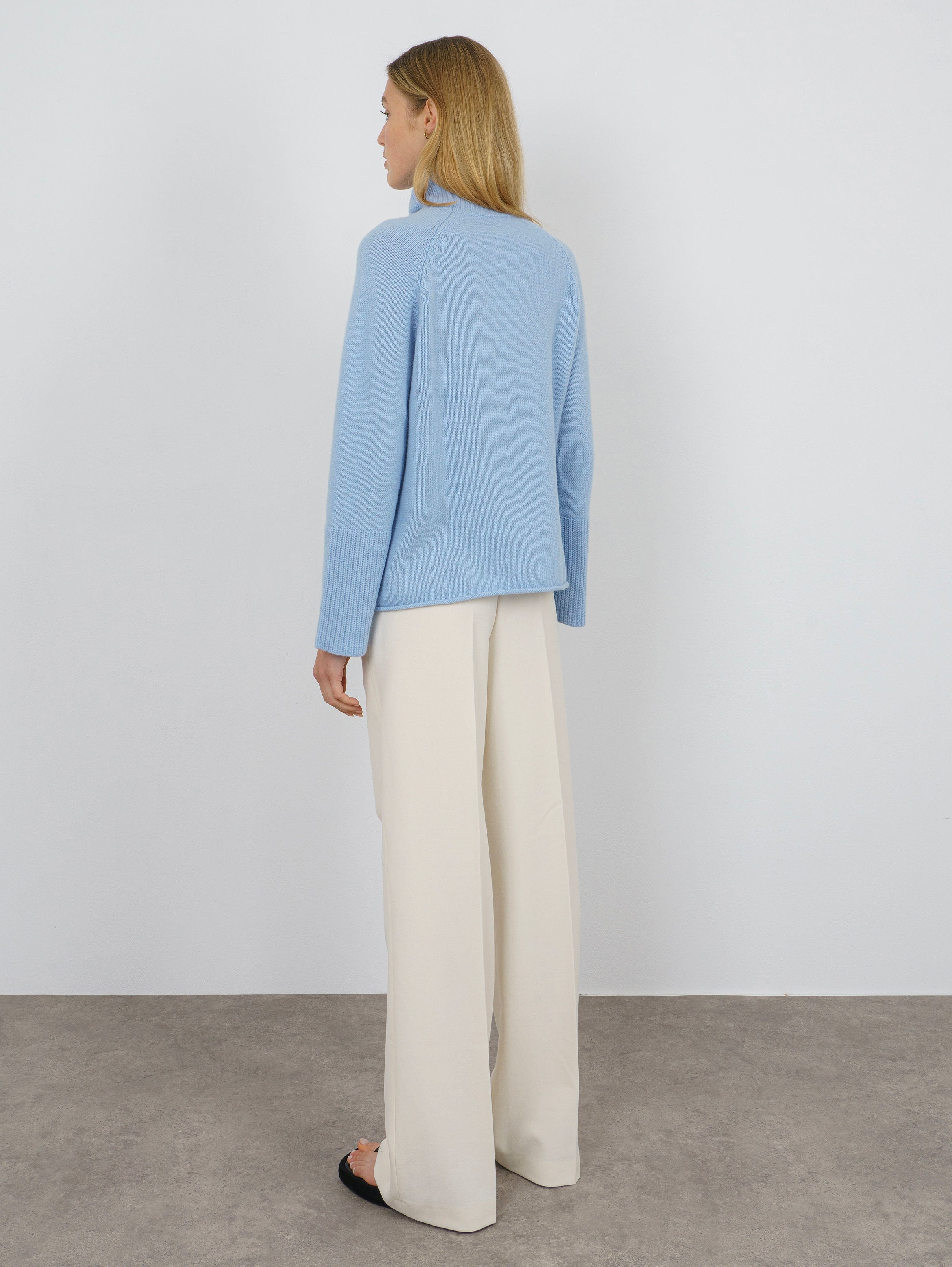 PIPPA SWEATER IN BABY GIRL BLUE