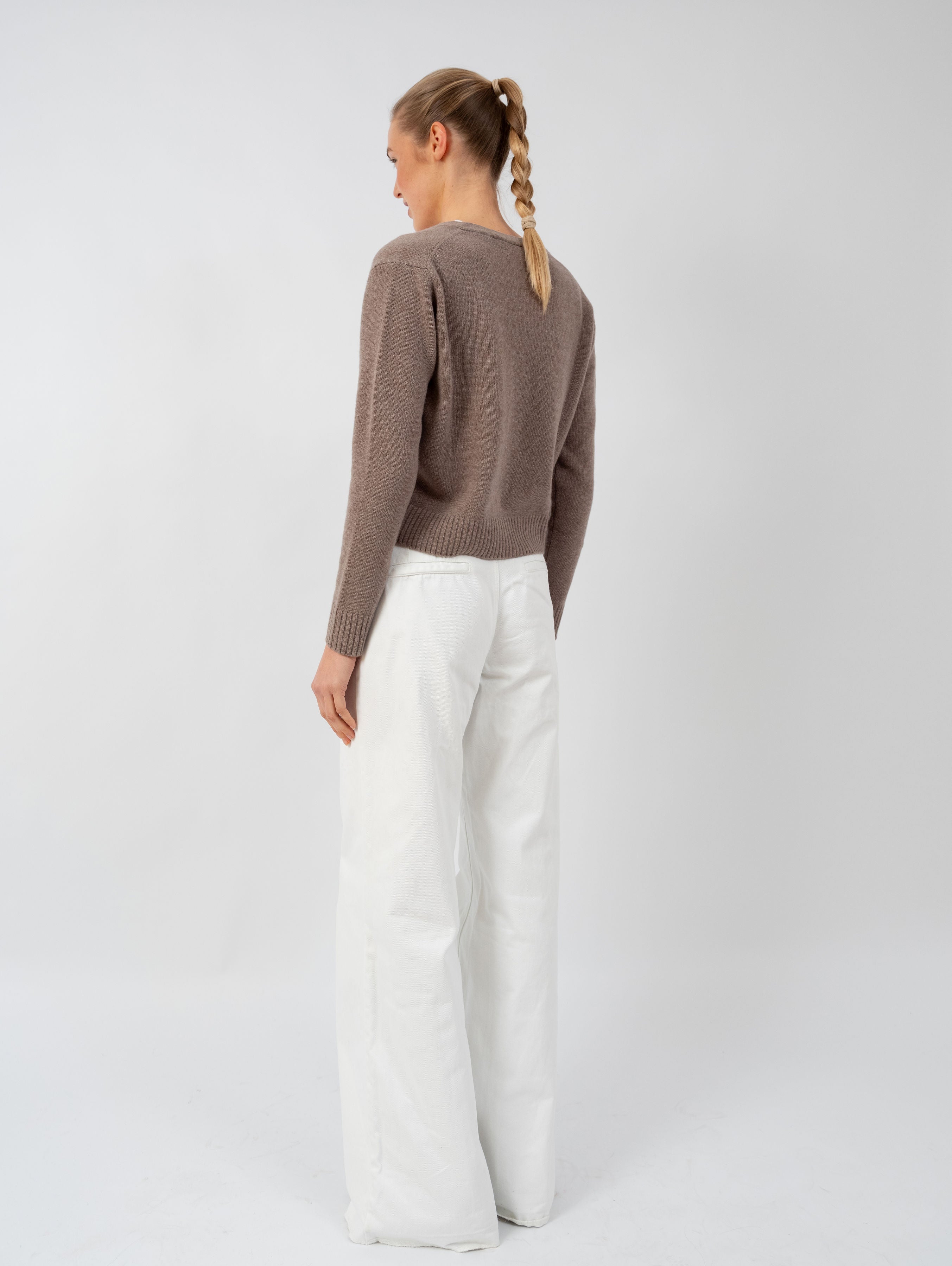 STEFFY CARDIGAN IN TIMELESS TAUPE