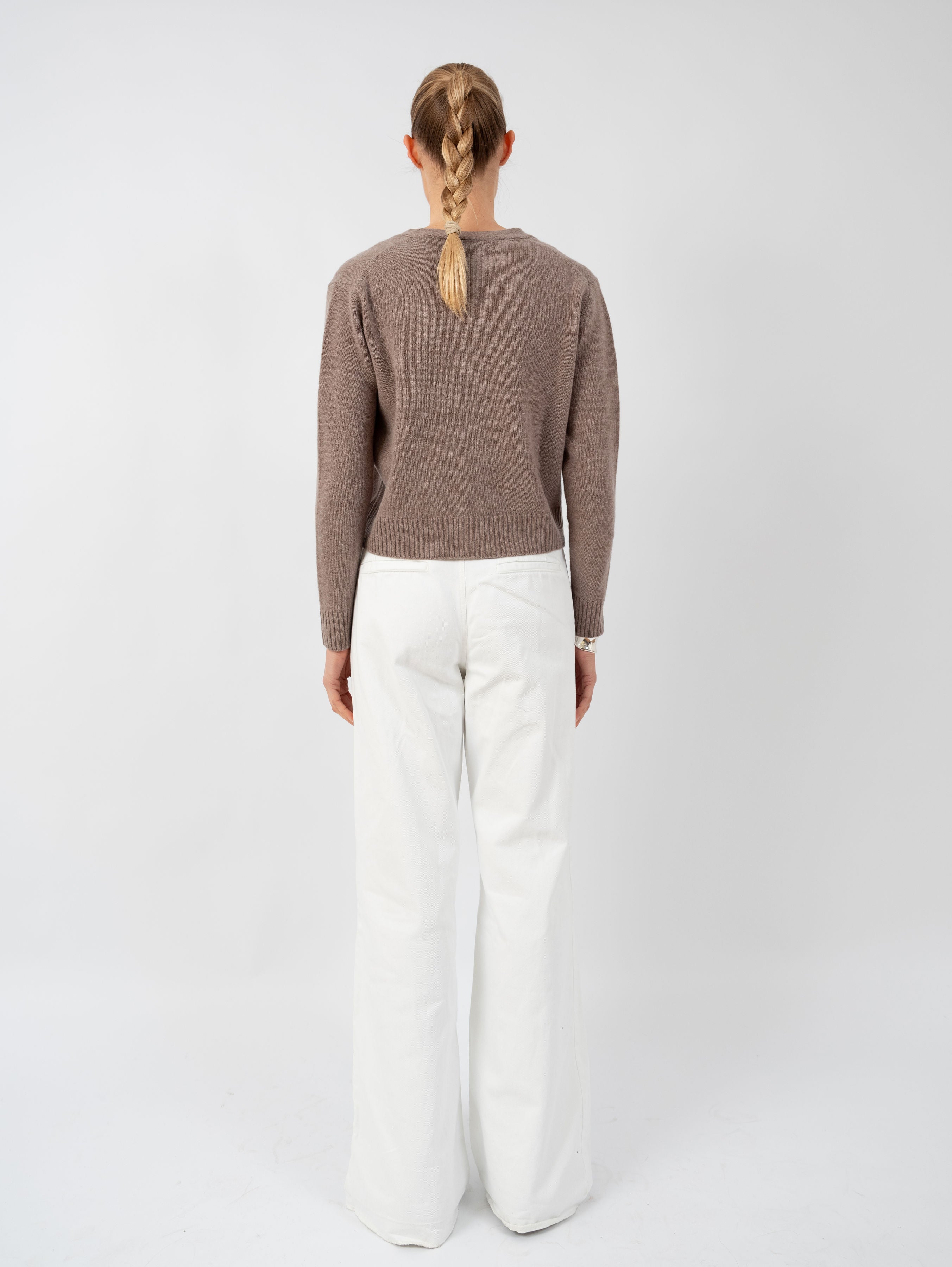 STEFFY CARDIGAN IN TIMELESS TAUPE