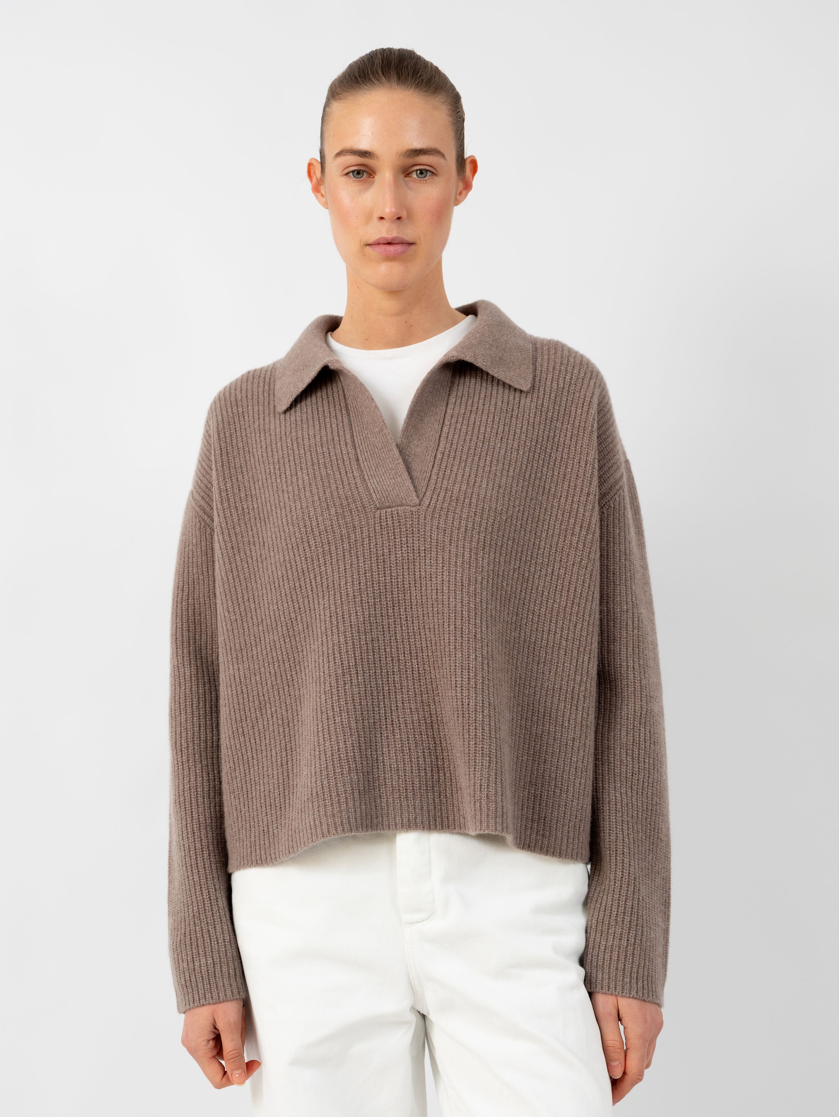 STELLA POLO IN TIMELESS TAUPE