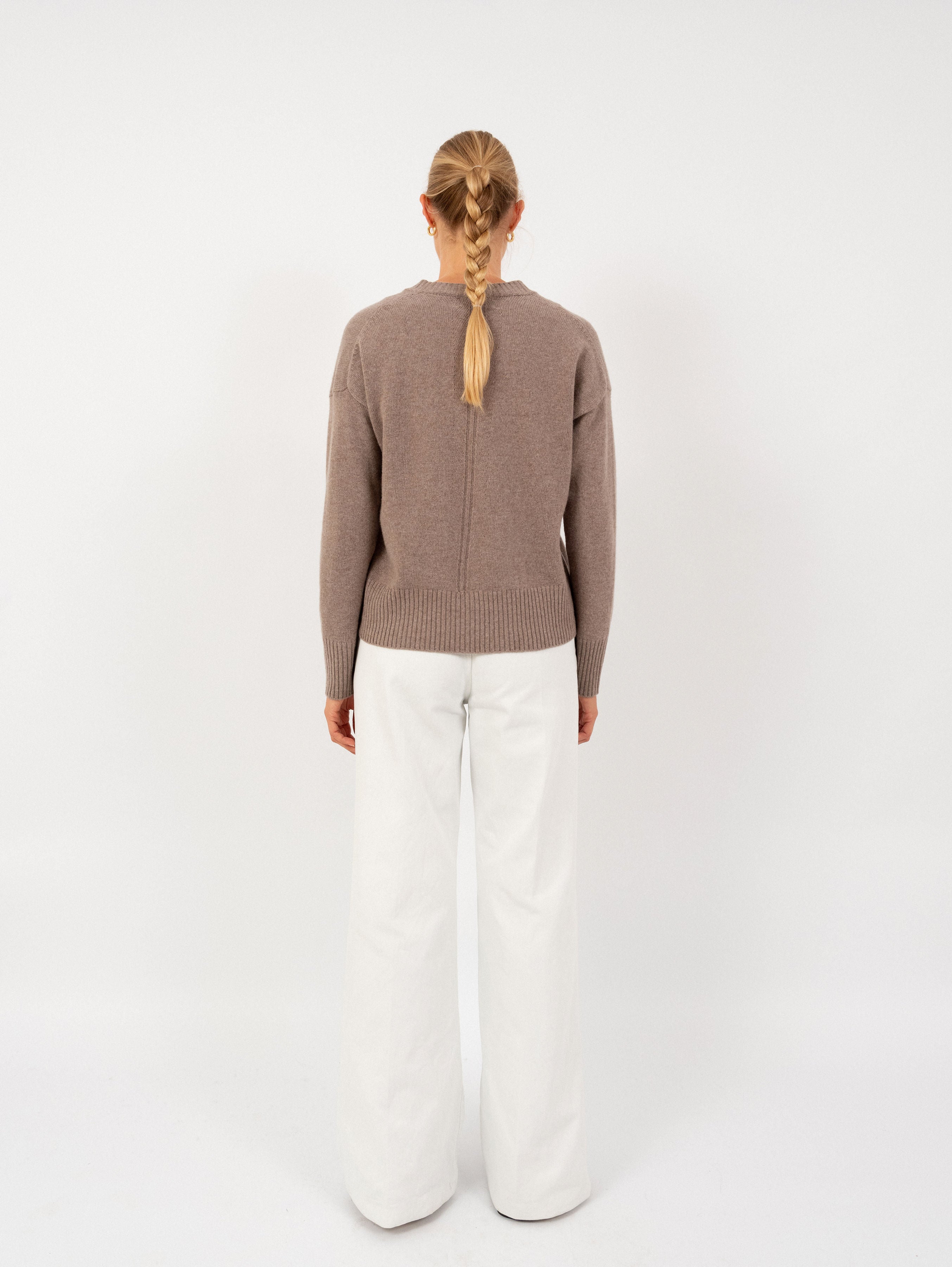 VALERIE SWEATER IN TIMELESS TAUPE