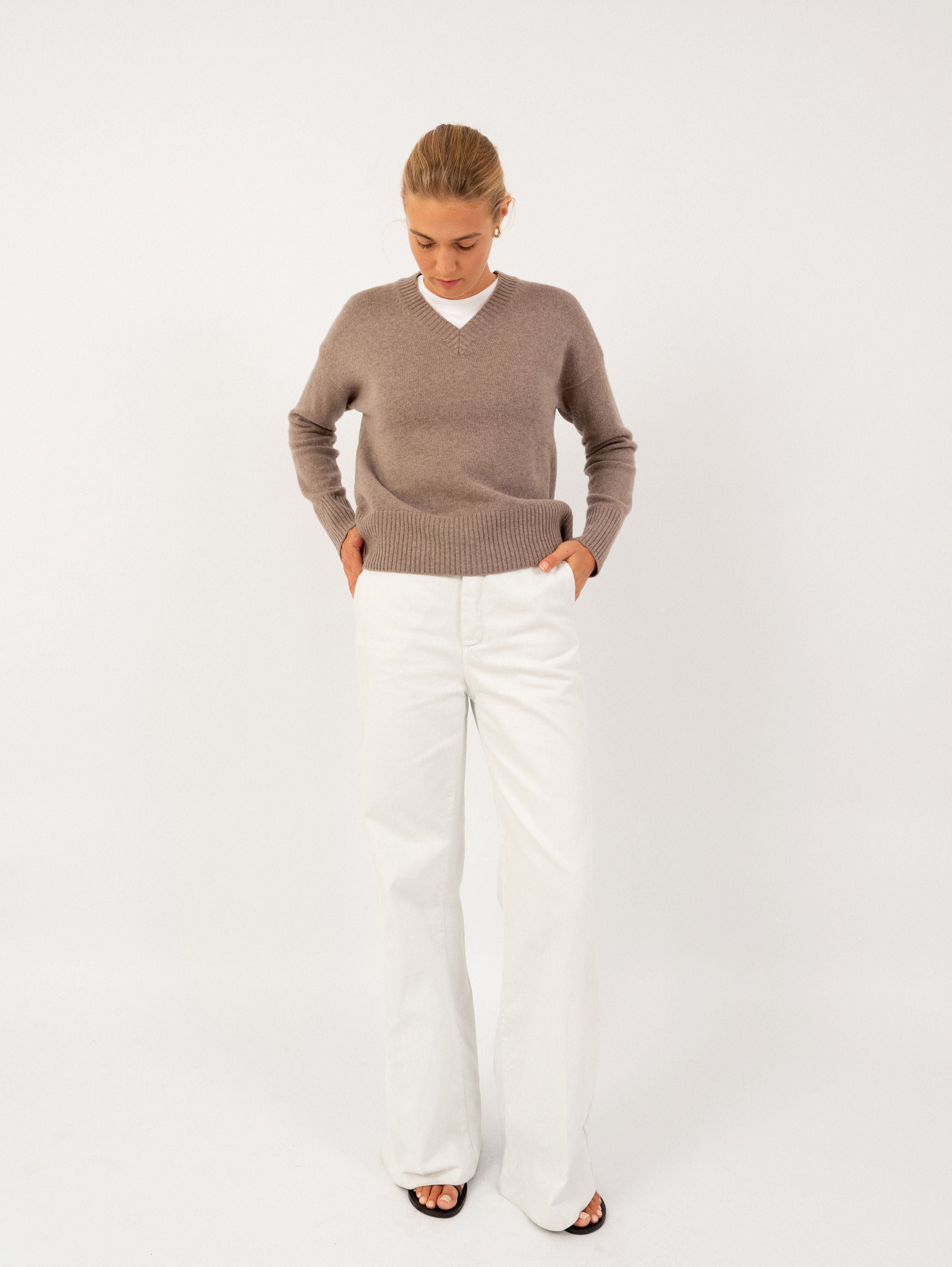 VALERIE SWEATER IN TIMELESS TAUPE