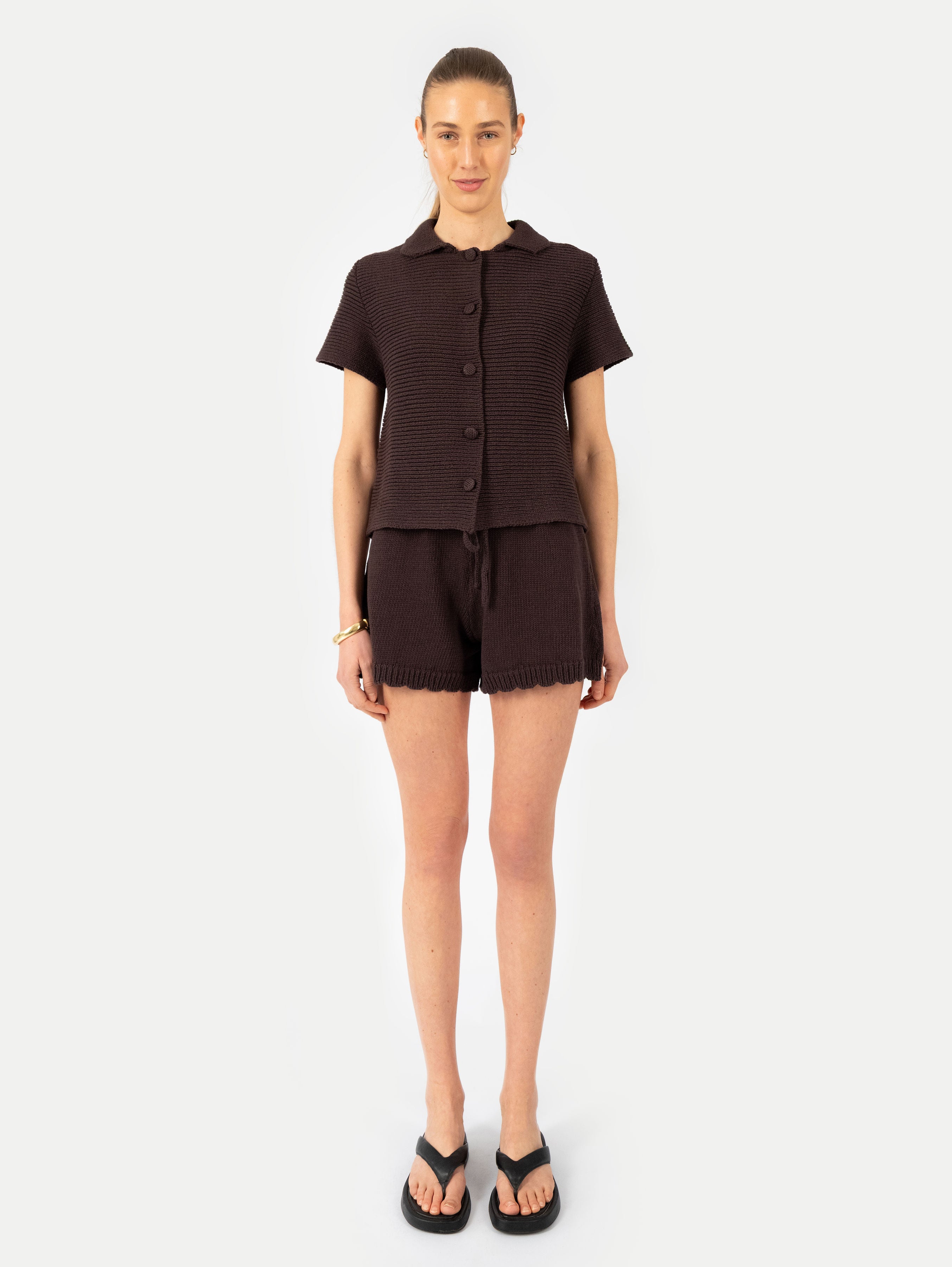 AVA SHORTS IN CHOCOLATE