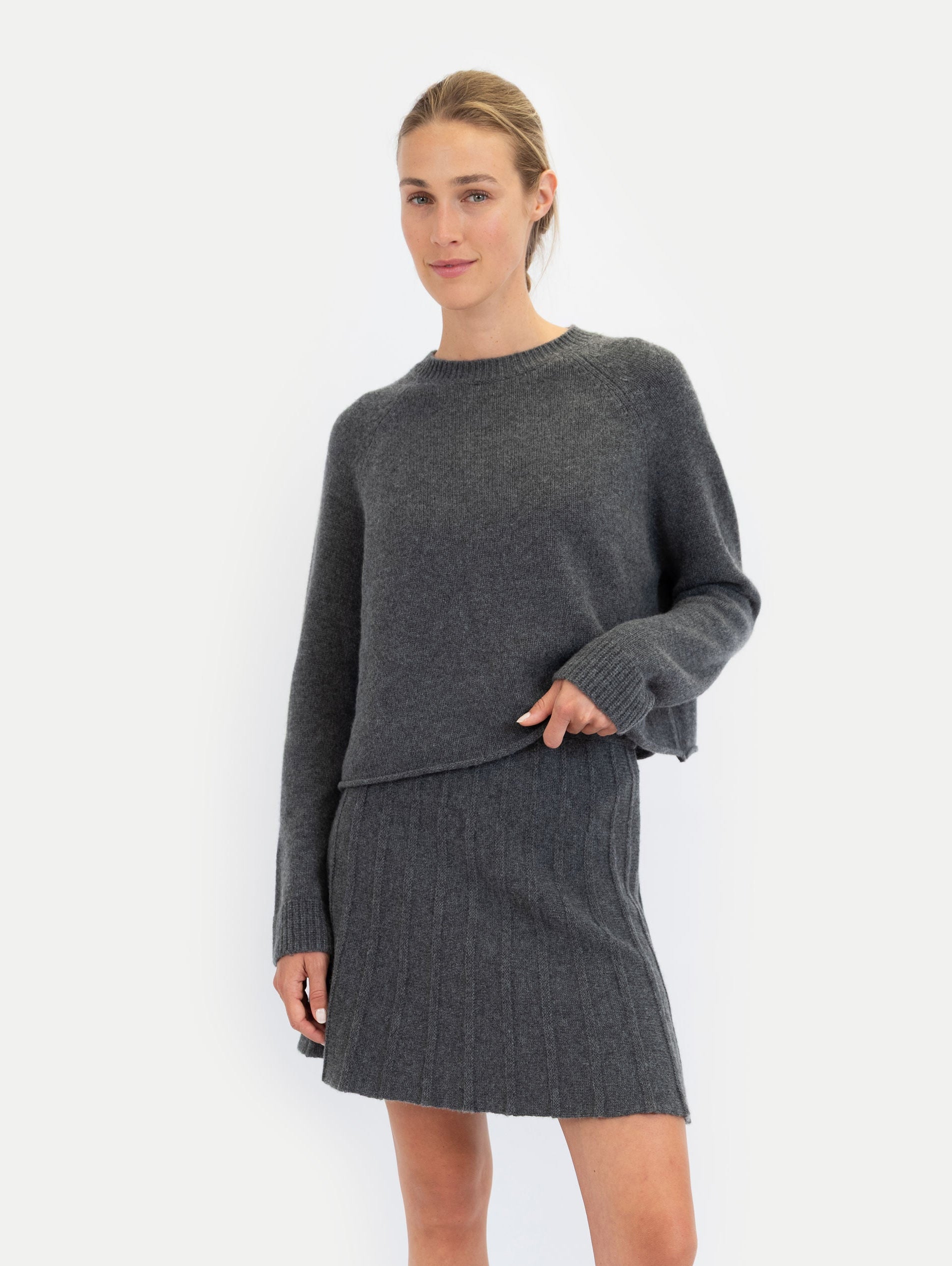 GINA SWEATER IN MIDNIGHT STONE