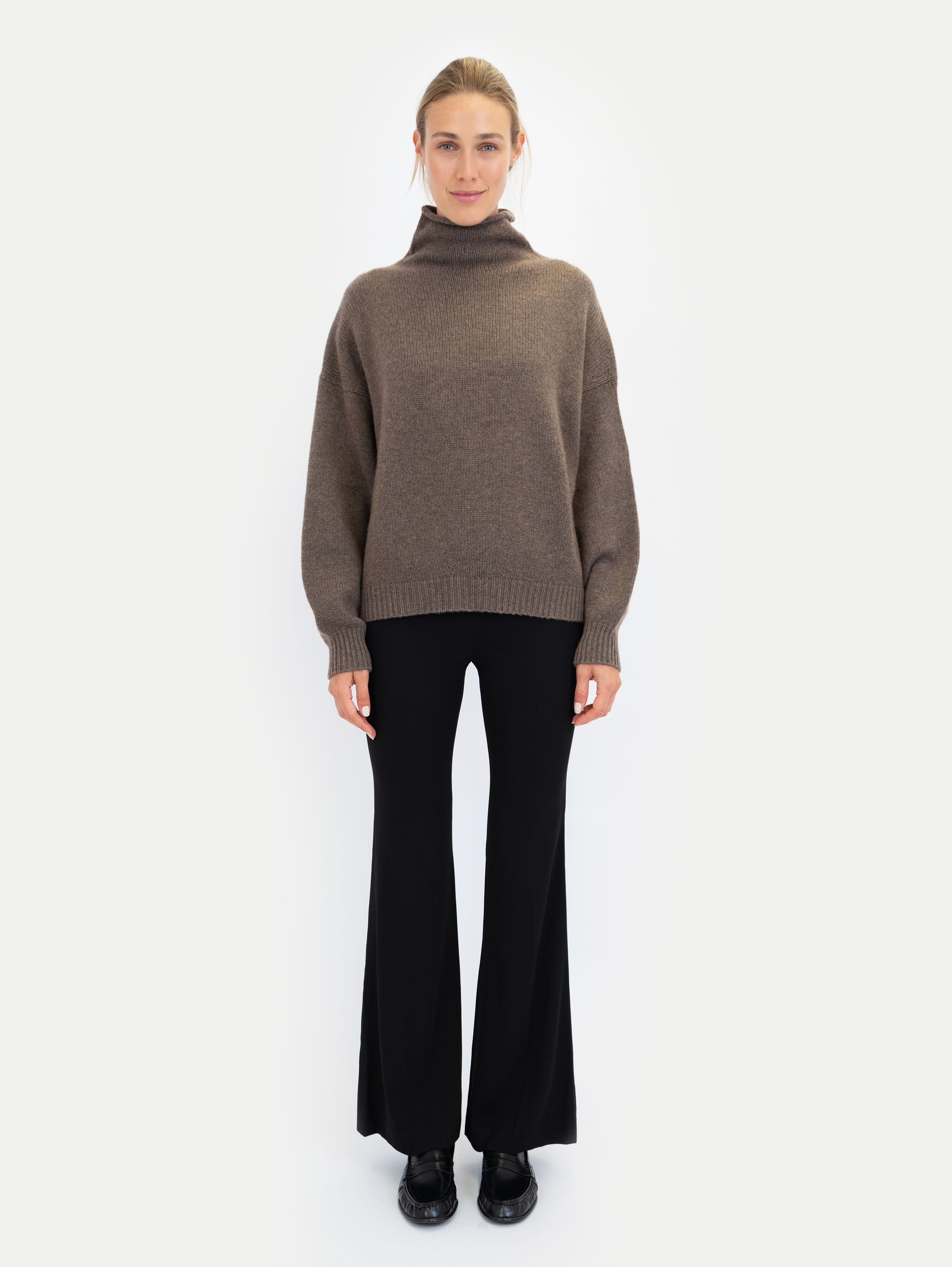 KATY SWEATER IN SOFT NOUGAT