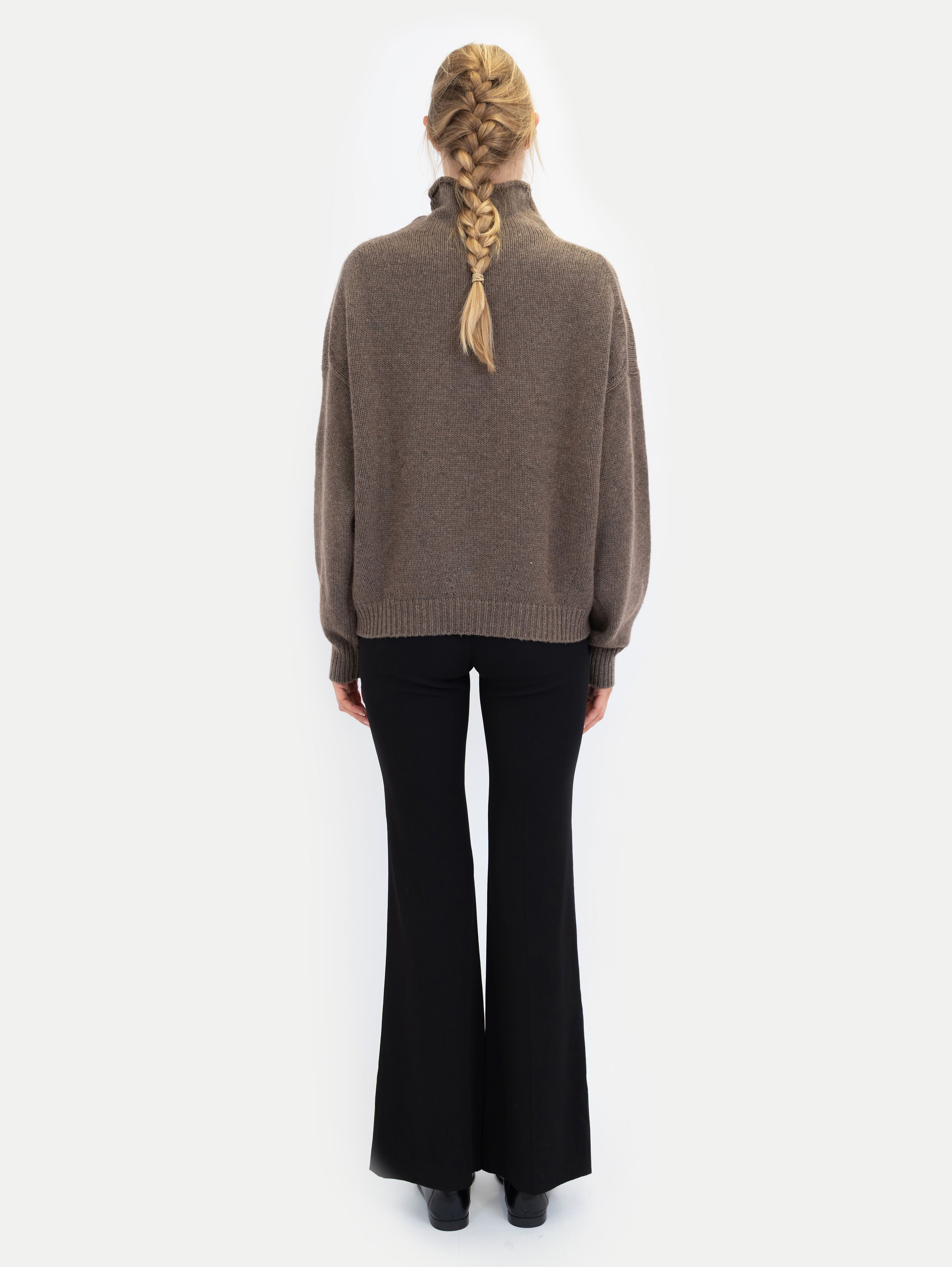 KATY SWEATER IN SOFT NOUGAT