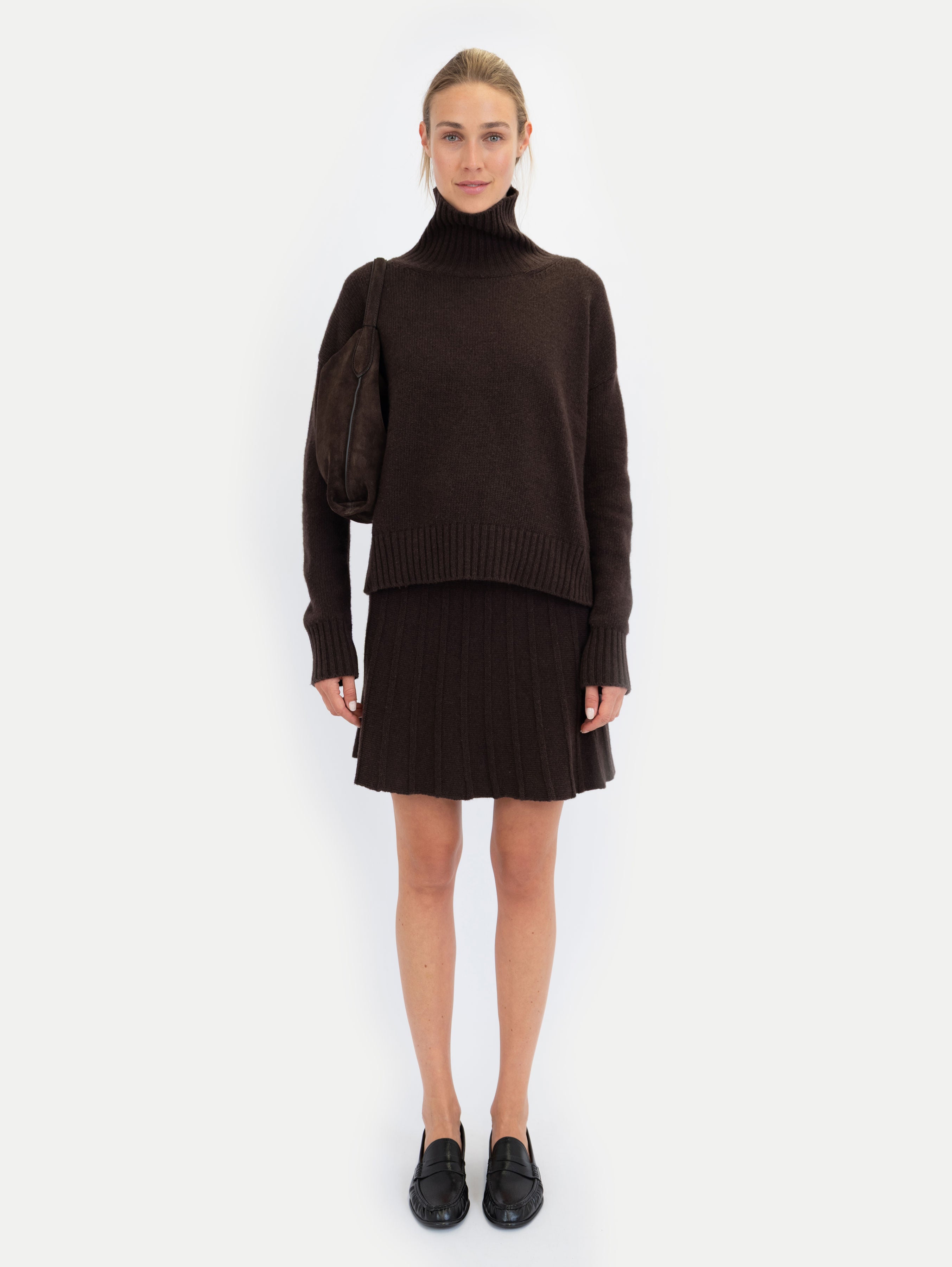 GWEN SKIRT IN MIDNIGHT ESPRESSO