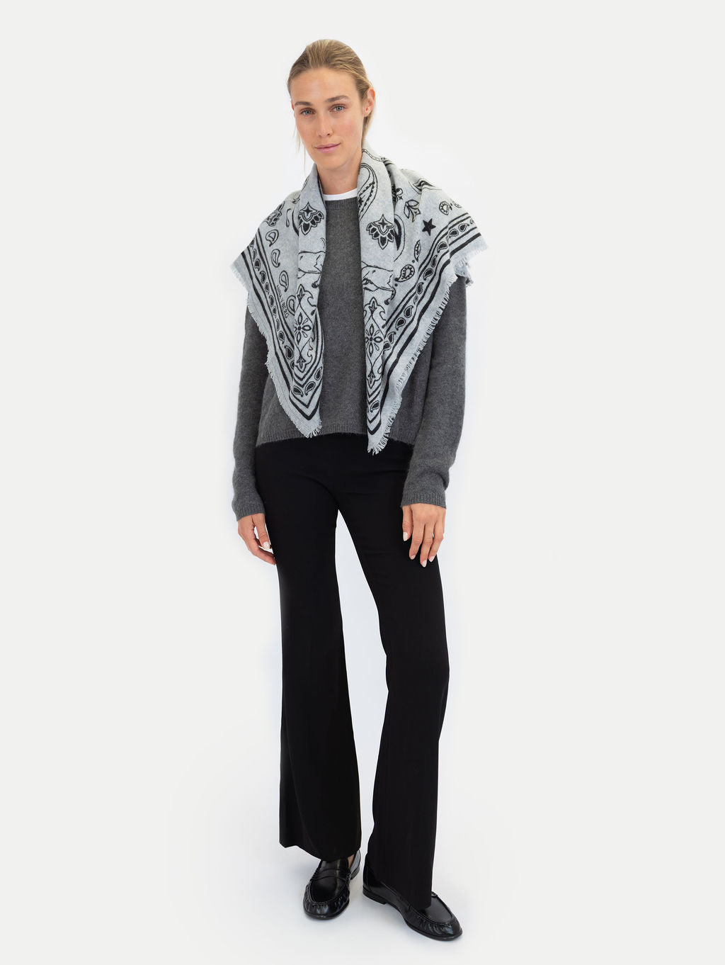 NELE SCARF BIG IN SMOG