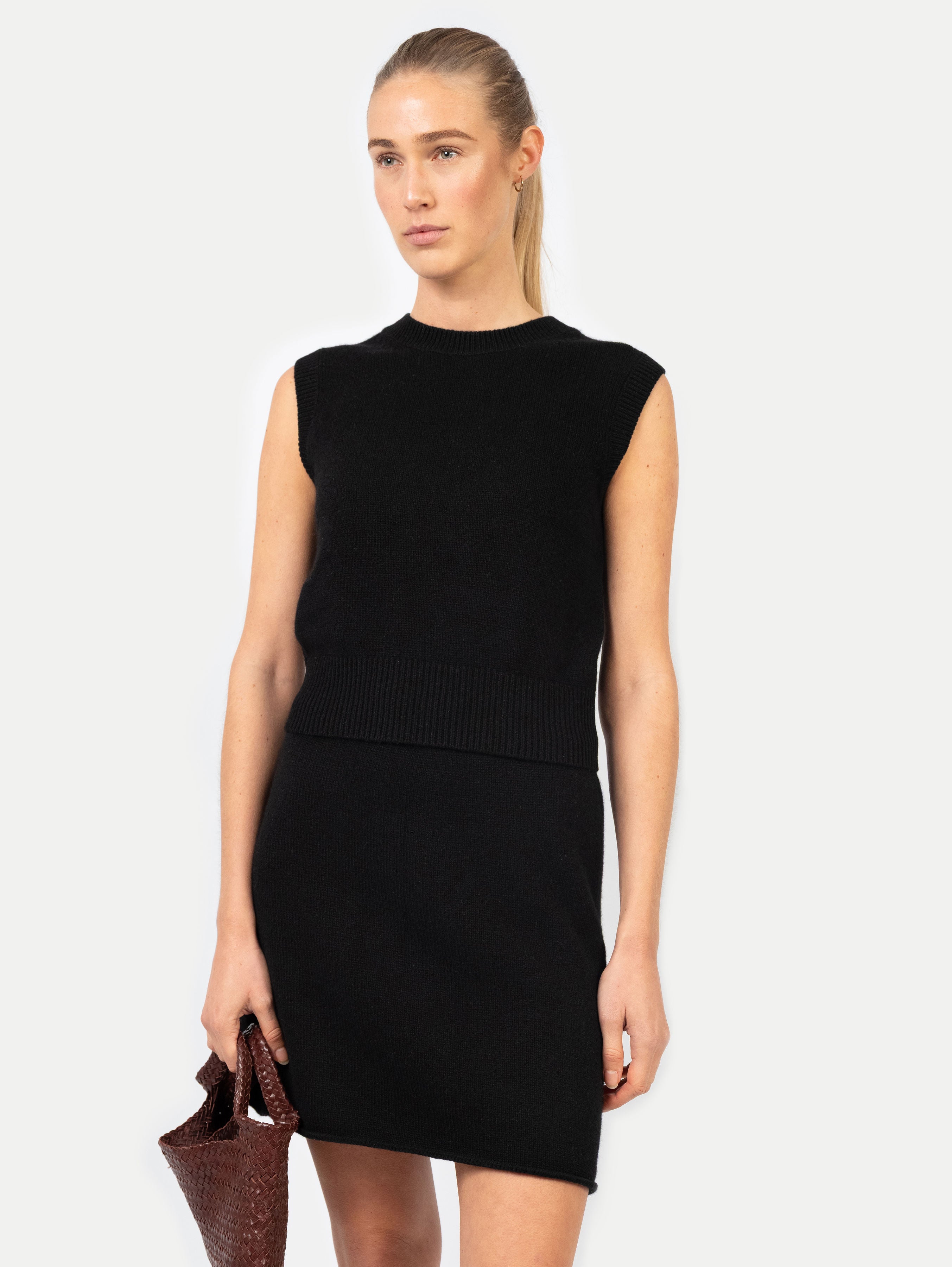 LAURA SKIRT IN BLACK SESAME