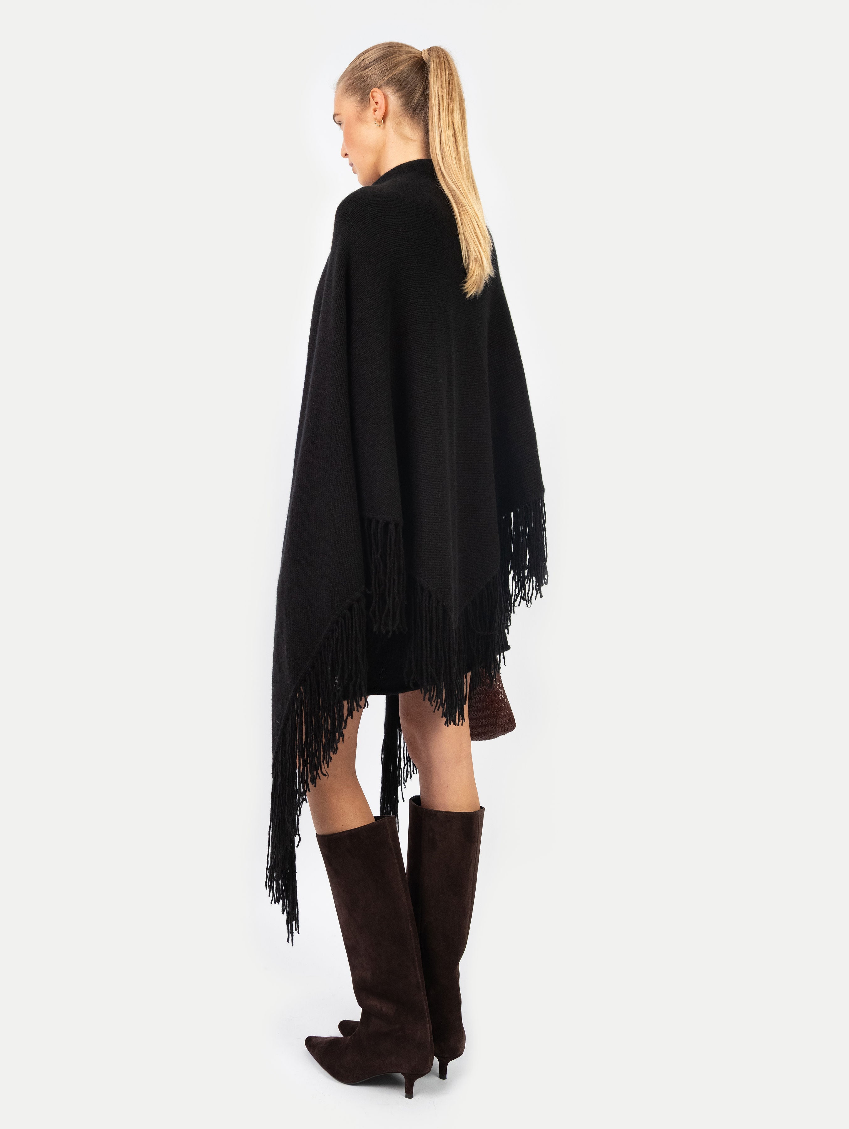 LAURA SCARF IN BLACK SESAME