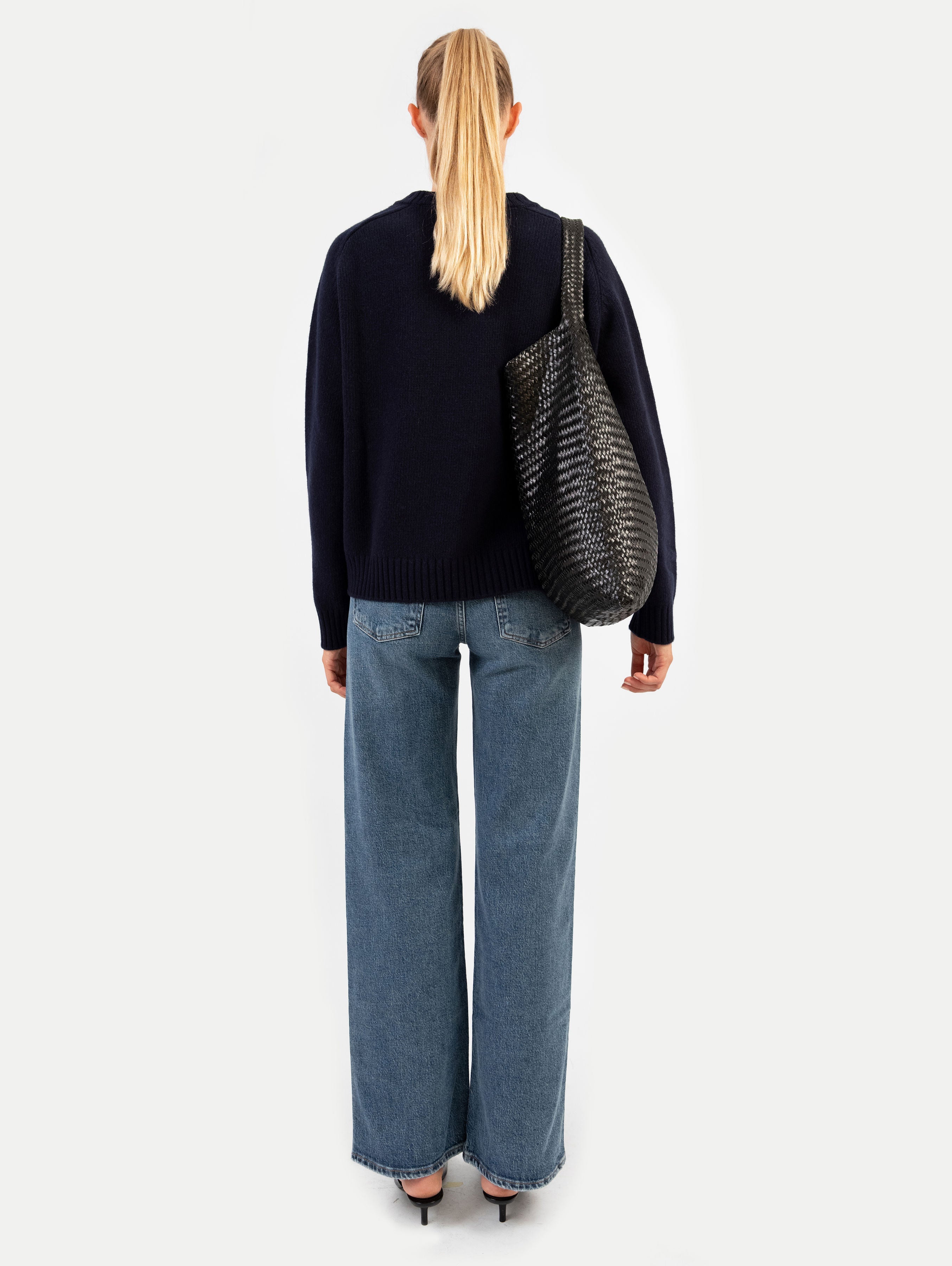 MARY SWEATER IN DEEP BLUE