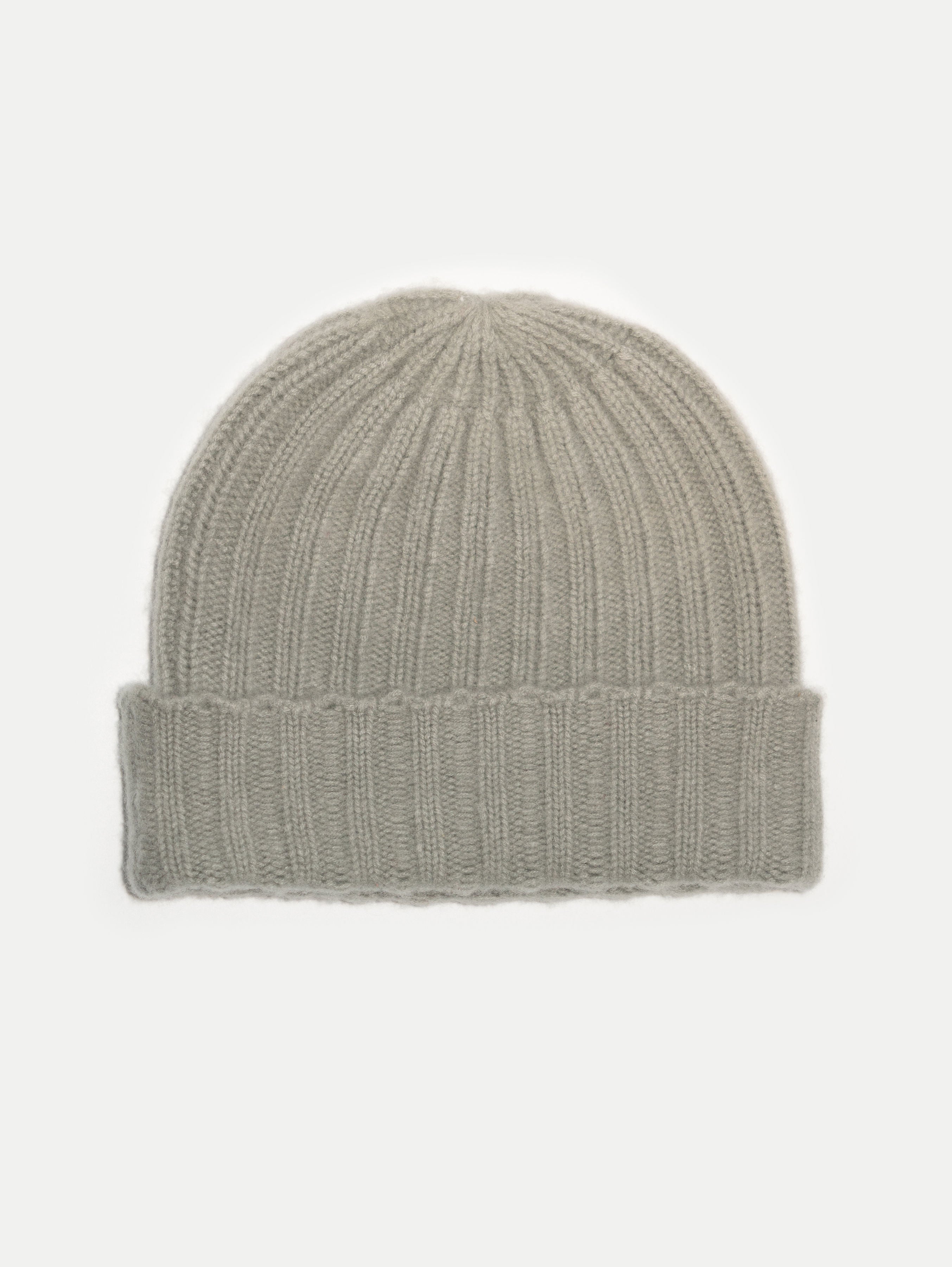 LAURA BEANIE IN SAGE