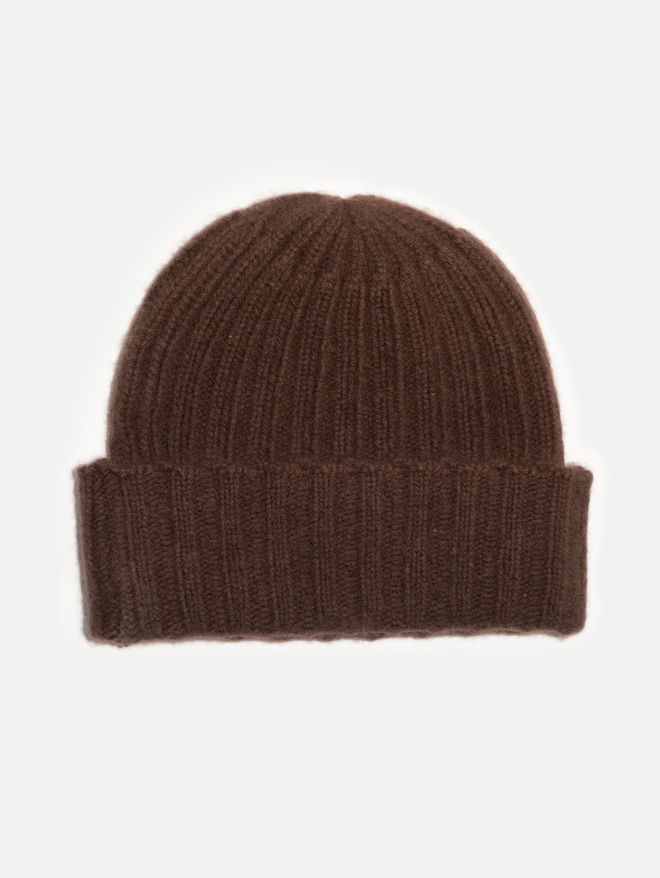 LAURA BEANIE IN TRUFFLE BROWN