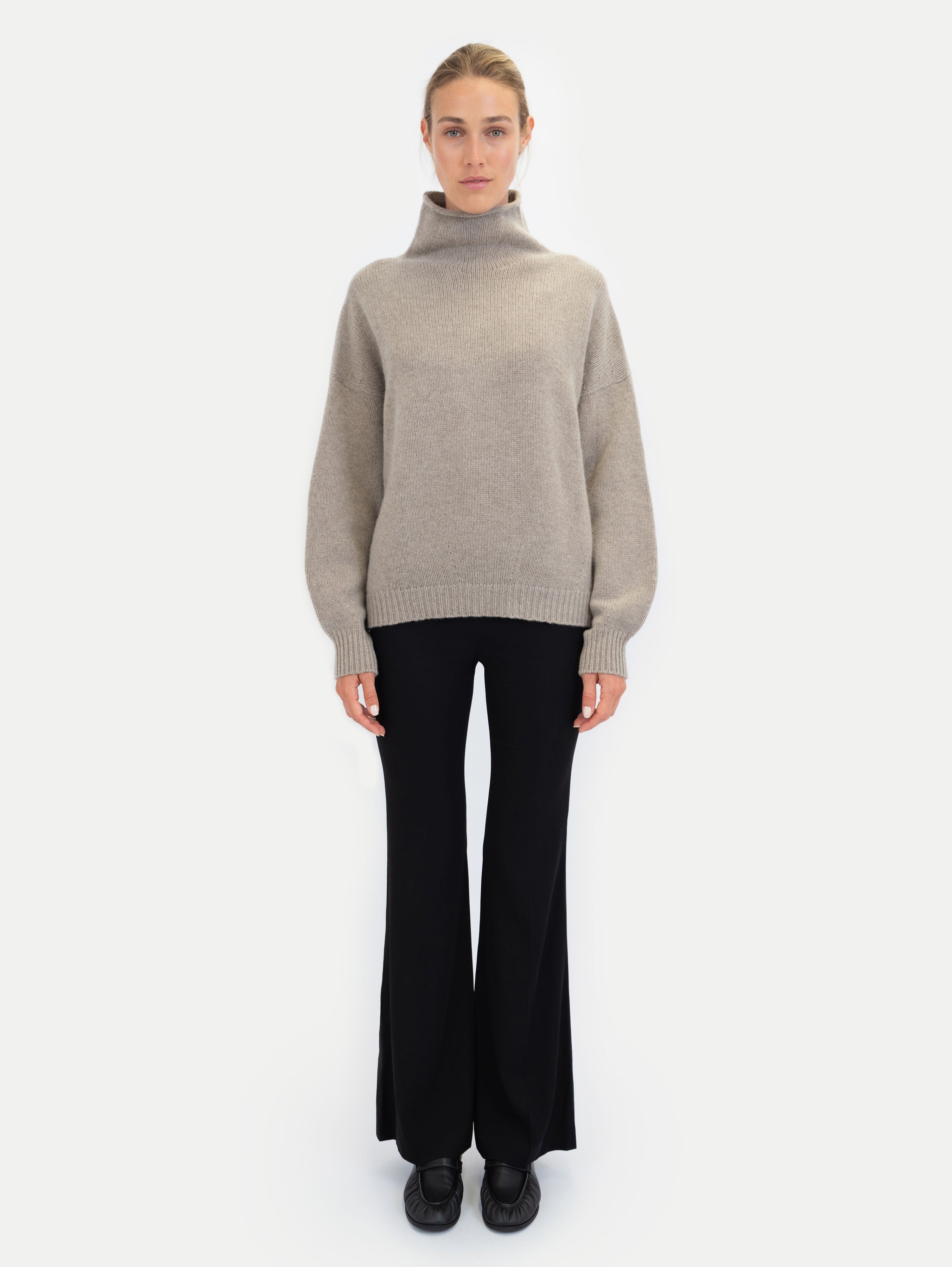KATY SWEATER IN ALMOND POWDER