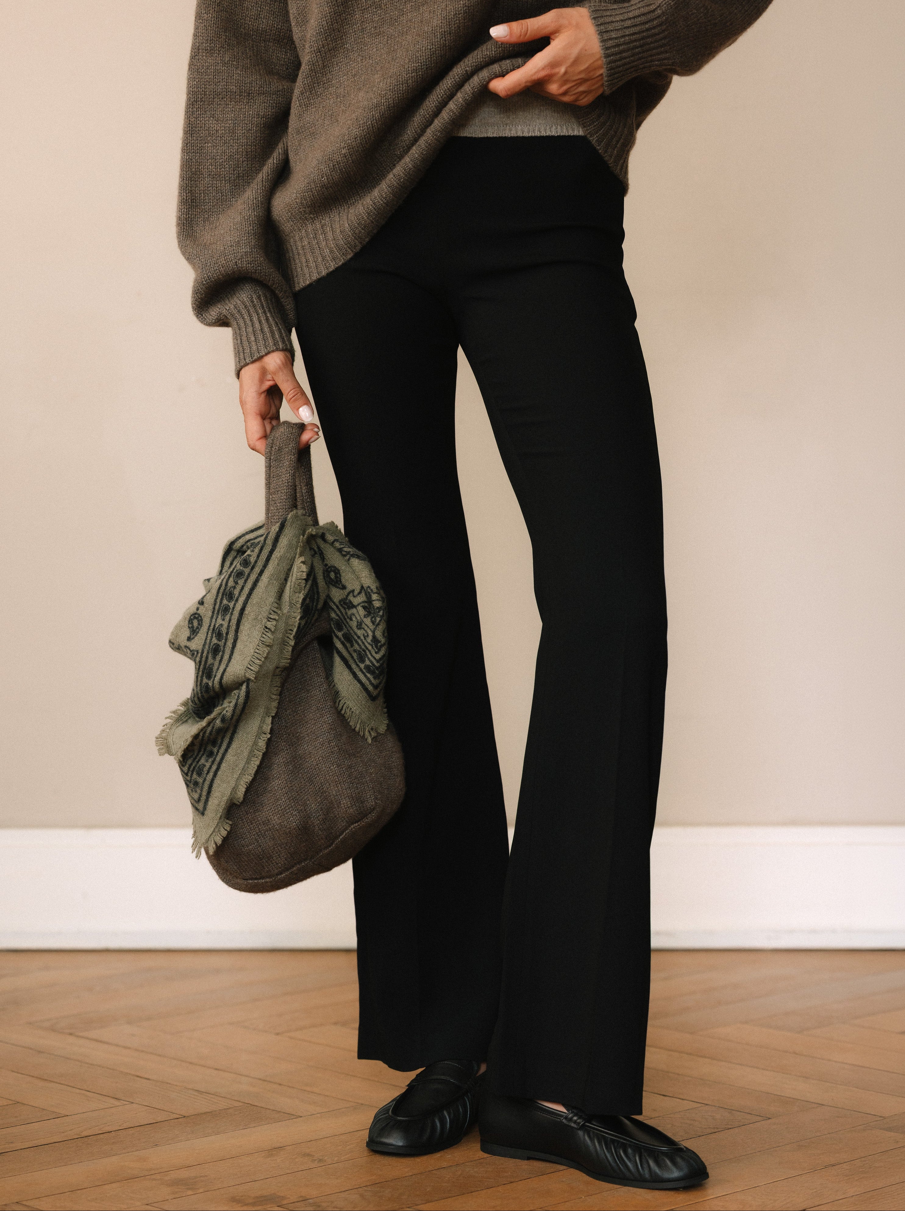NELE SCARF SMALL IN BREEN