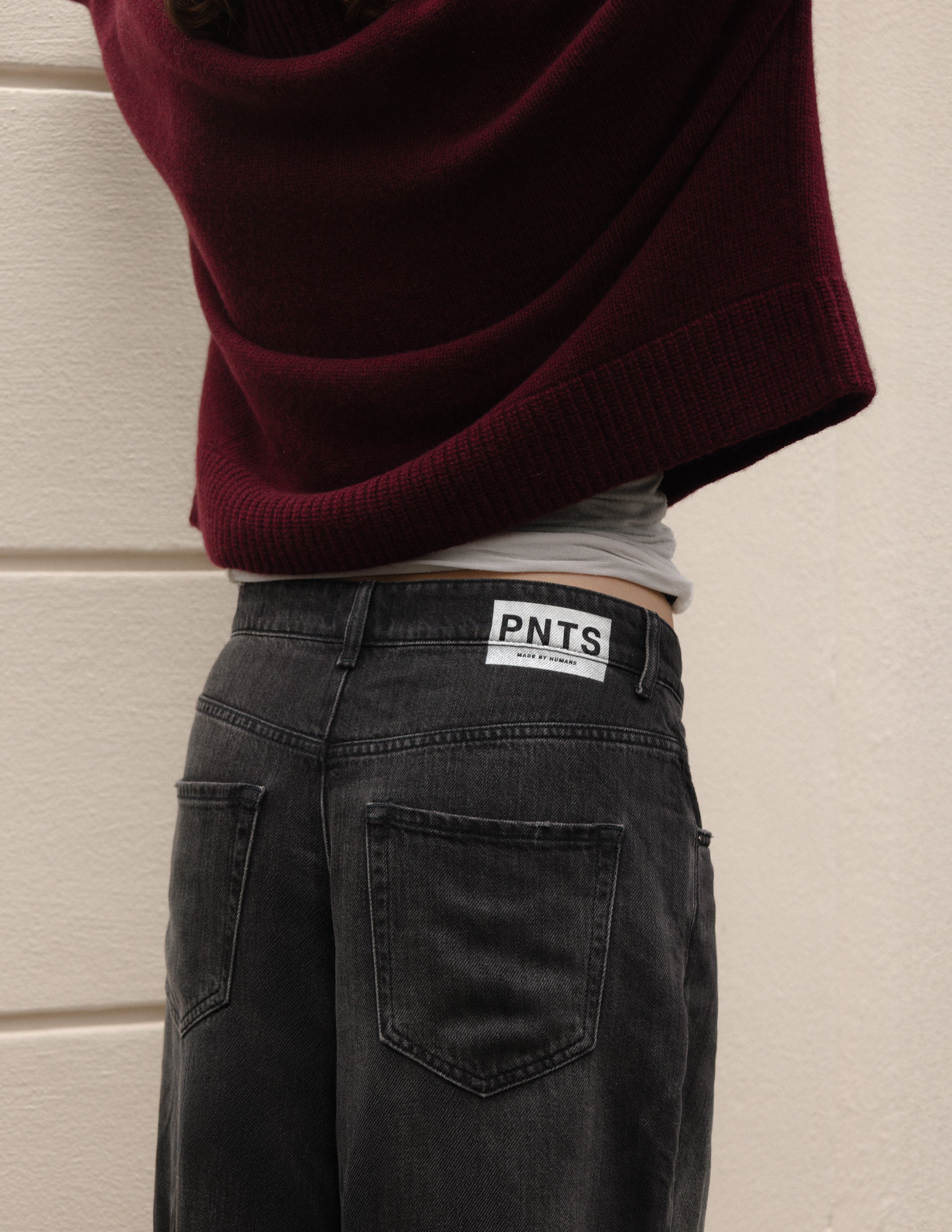 14_GENT JEANS IN DARK GREY