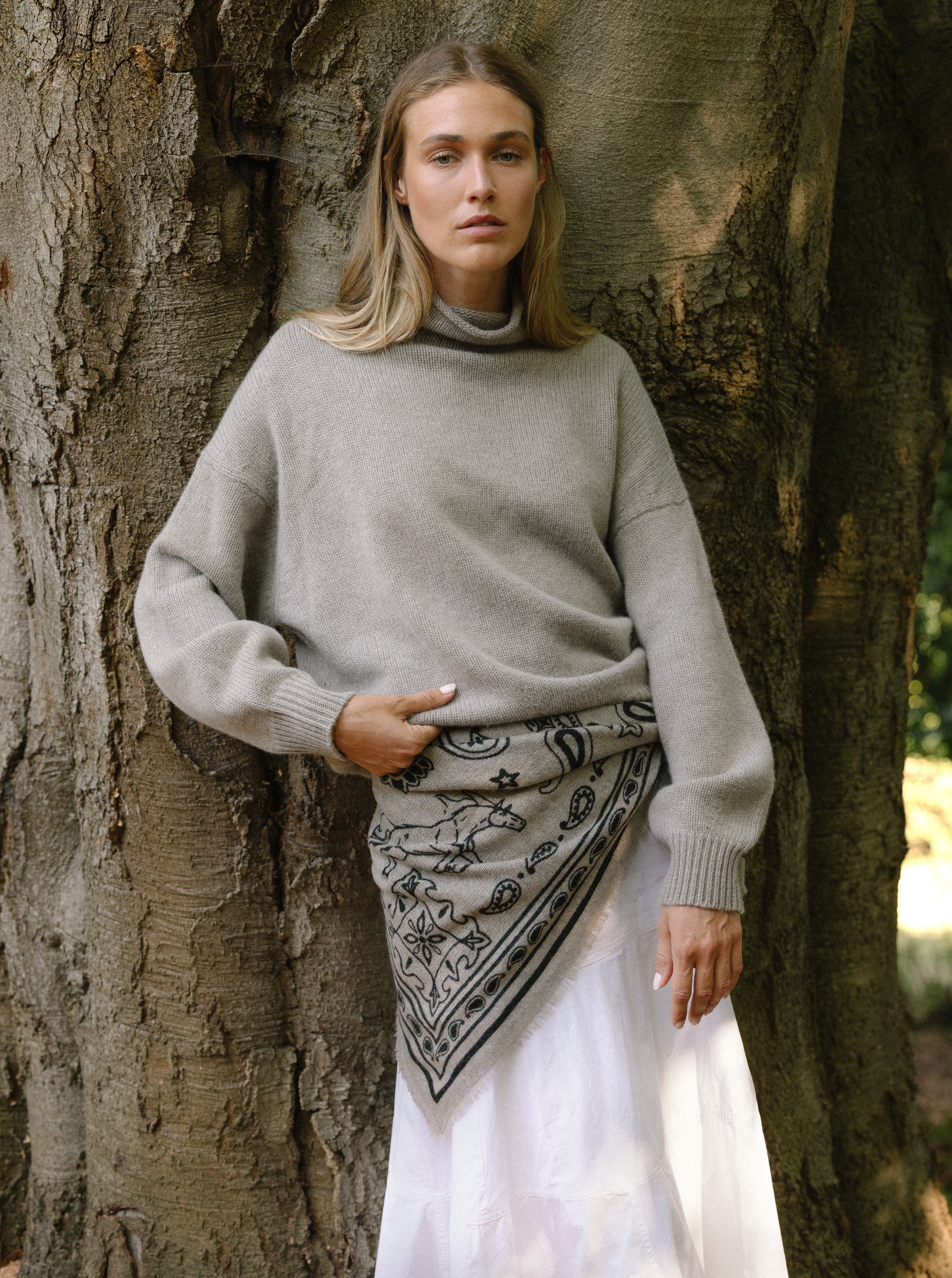 KATY SWEATER IN ALMOND POWDER
