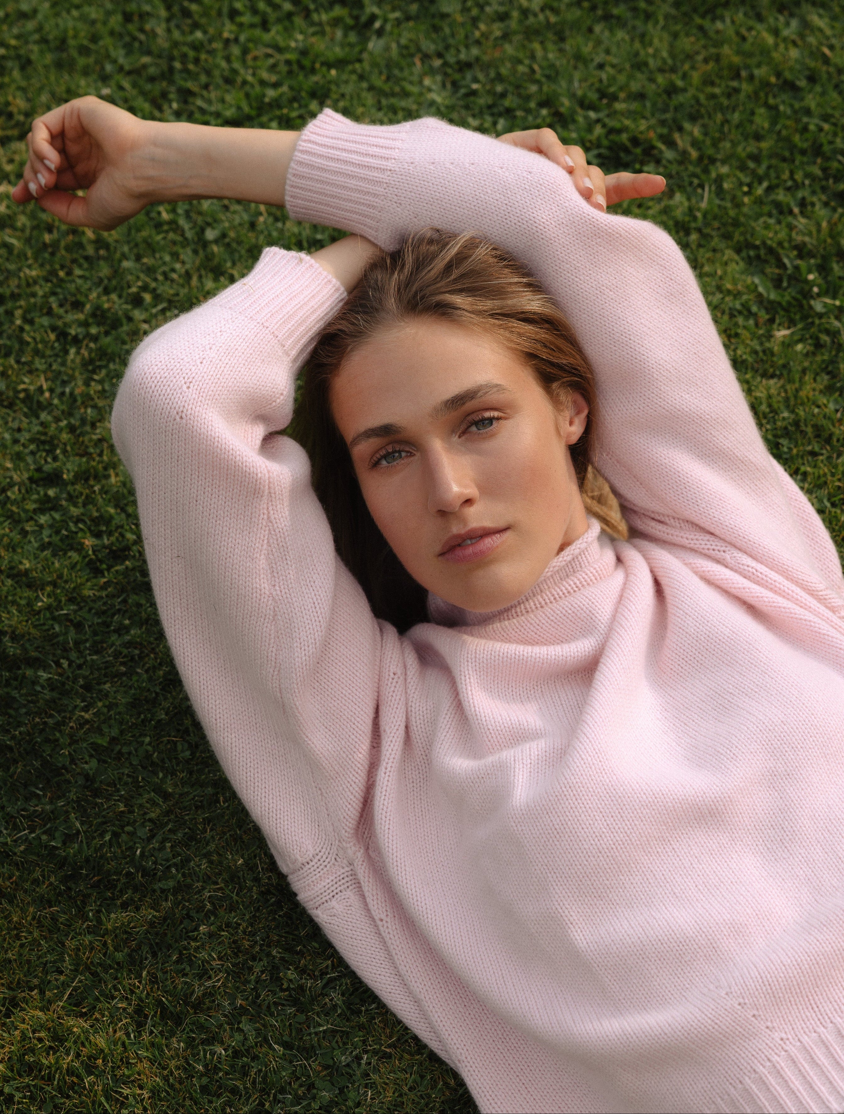 KATY SWEATER IN POWDER KISS