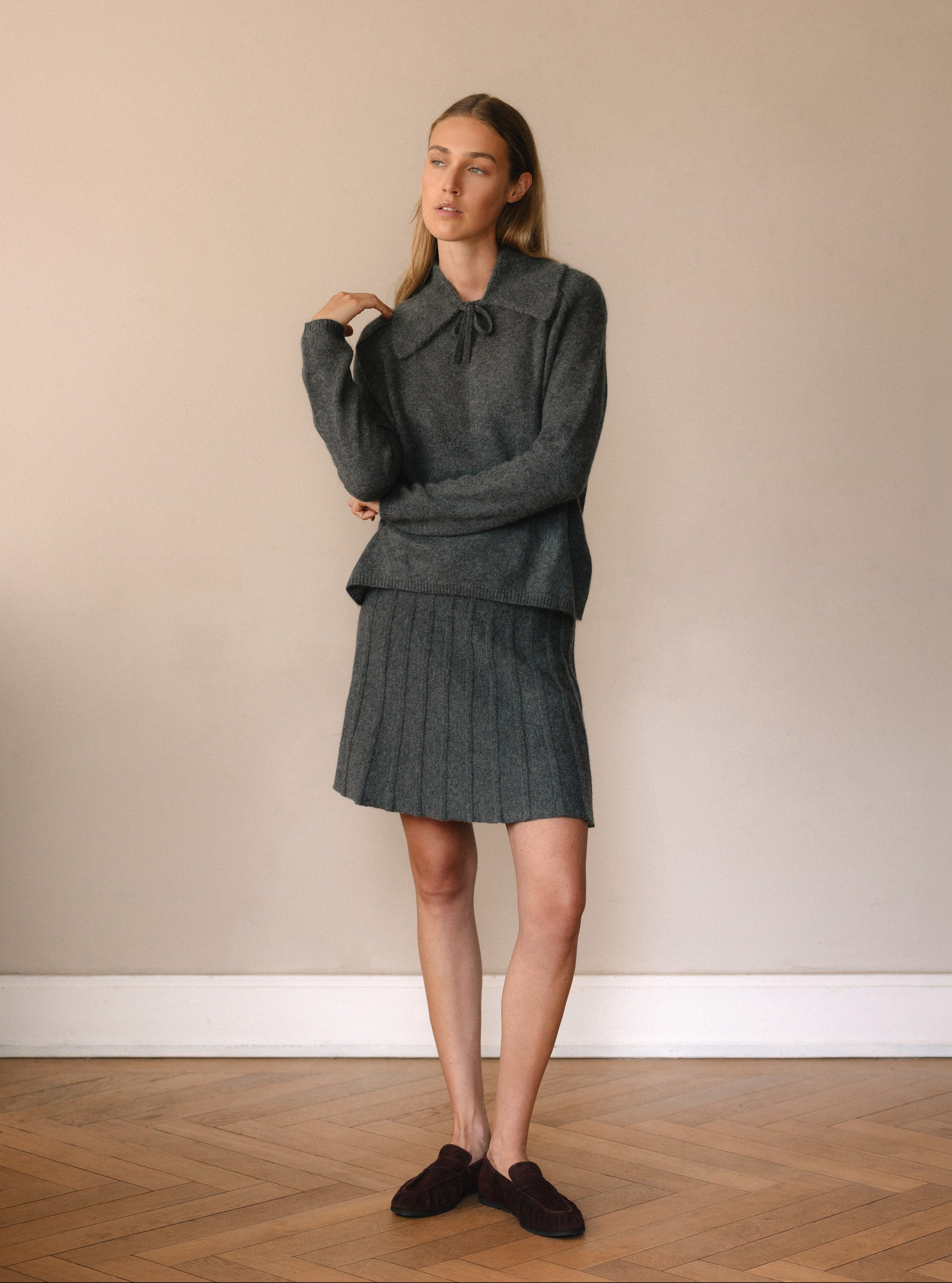 THEA SWEATER IN MIDNIGHT STONE