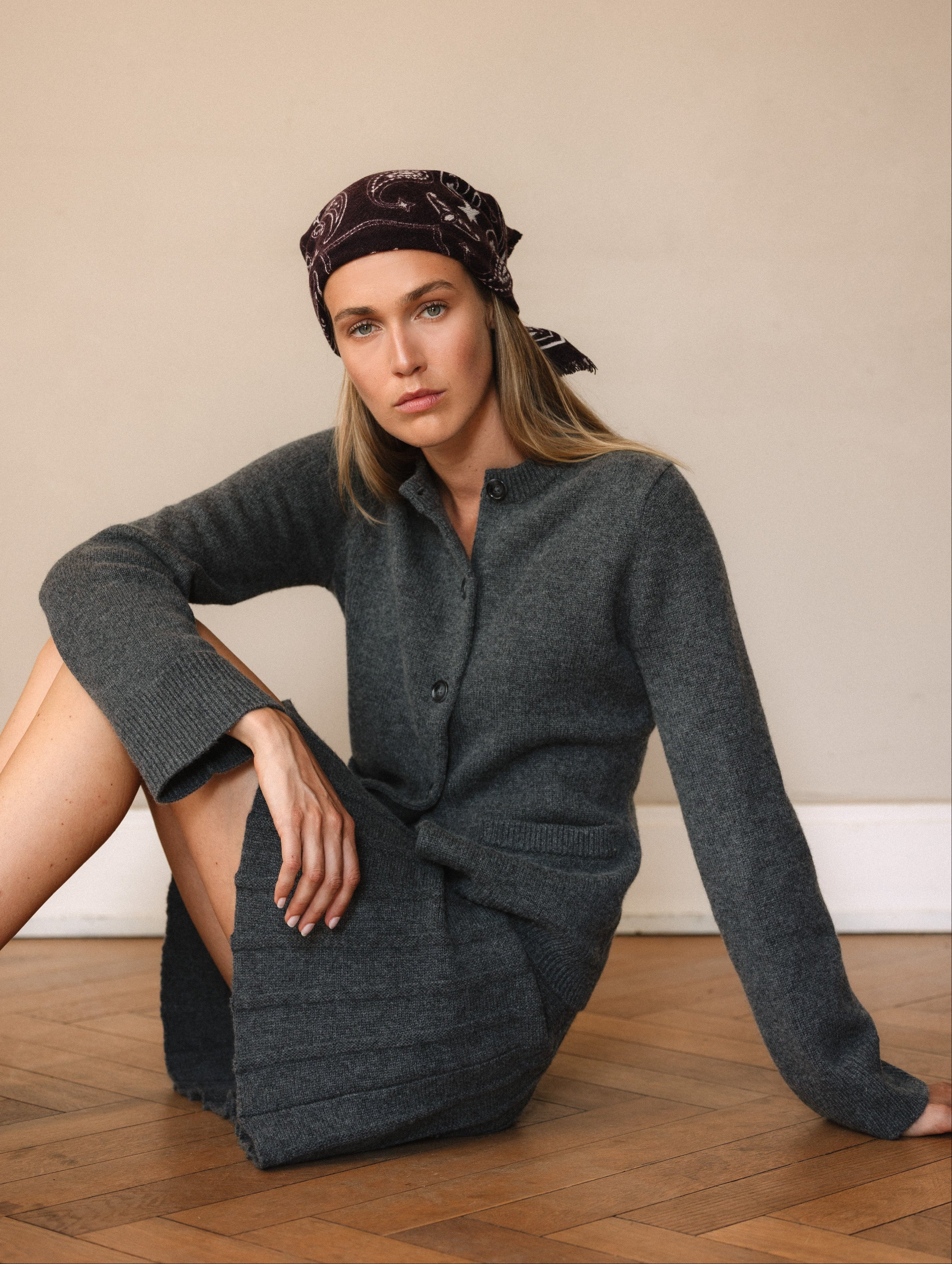 DEA CARDIGAN IN MIDNIGHT STONE