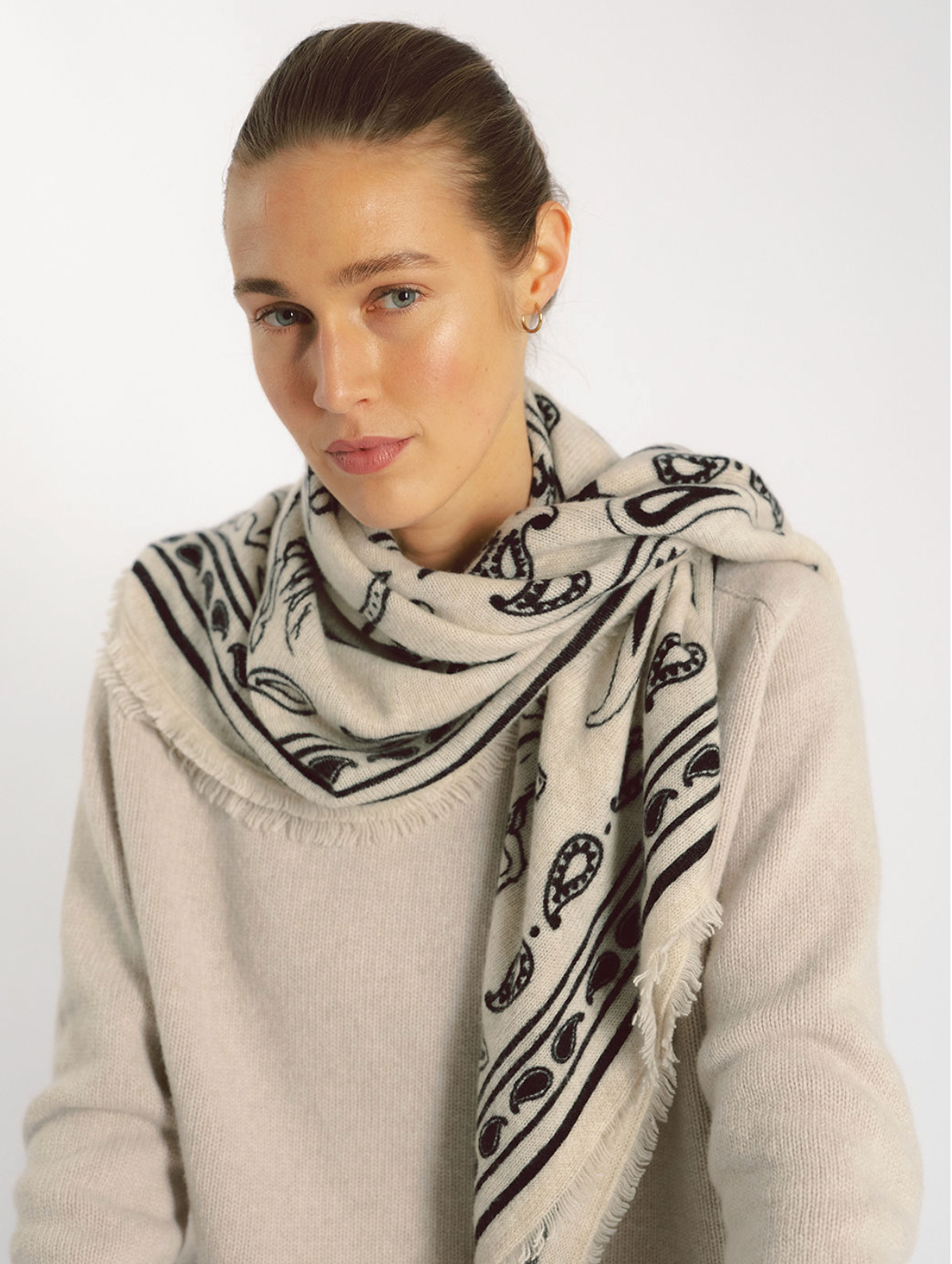 NELE SCARF BIG IN SOFT CHAMPGANE
