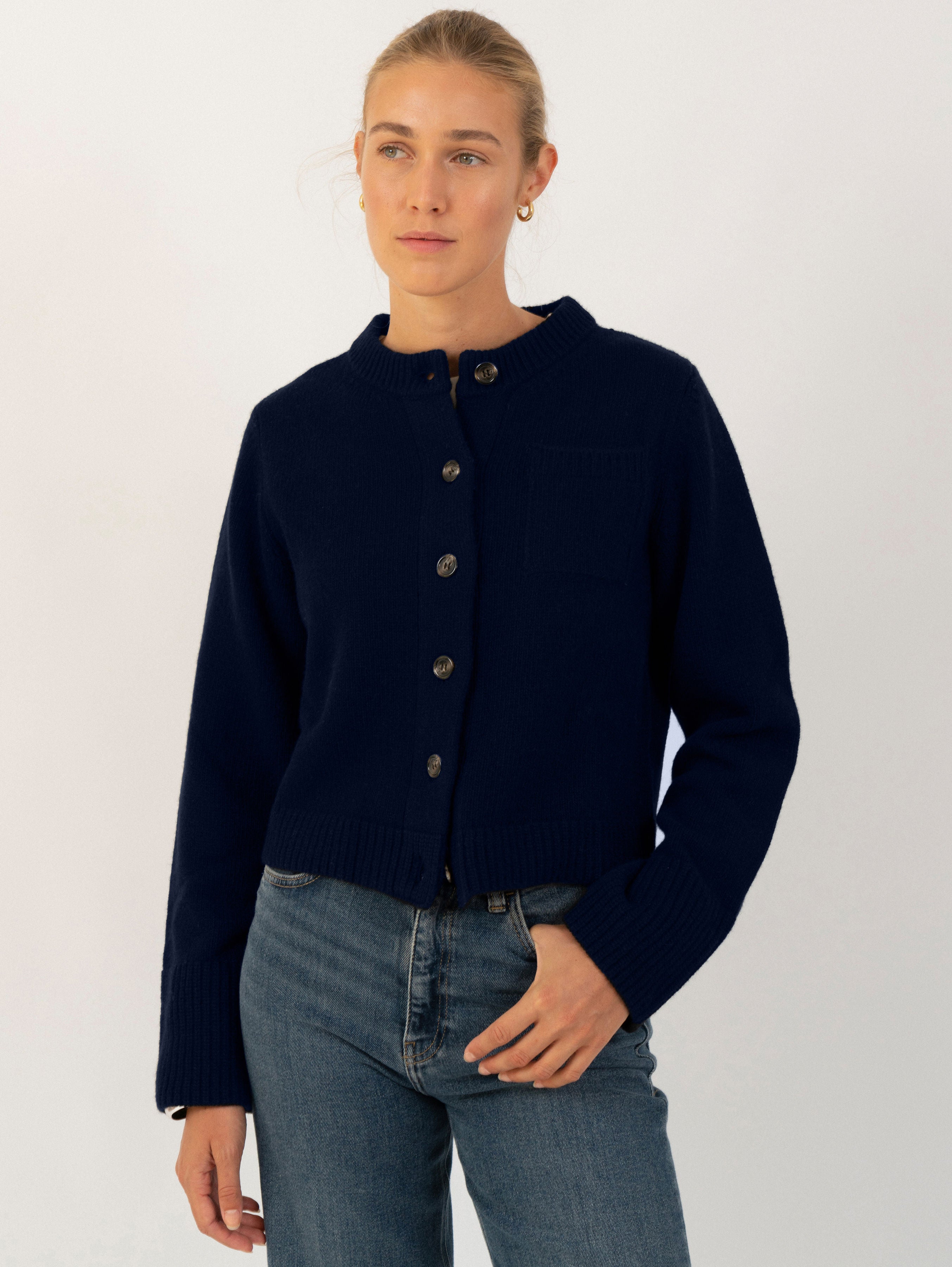 LILLY CARDIGAN IN DEEP BLUE