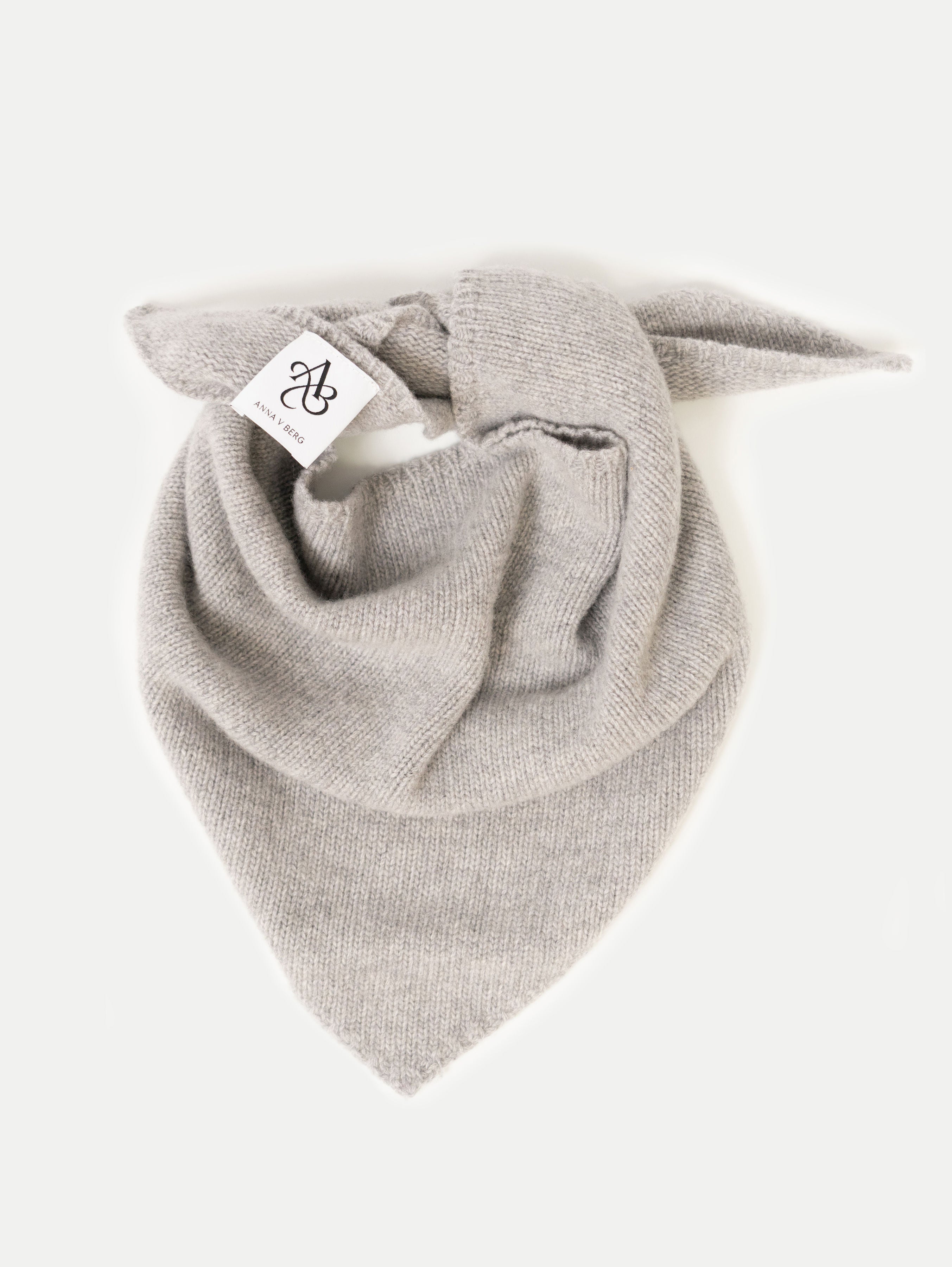 CARA SCARF IN FOG