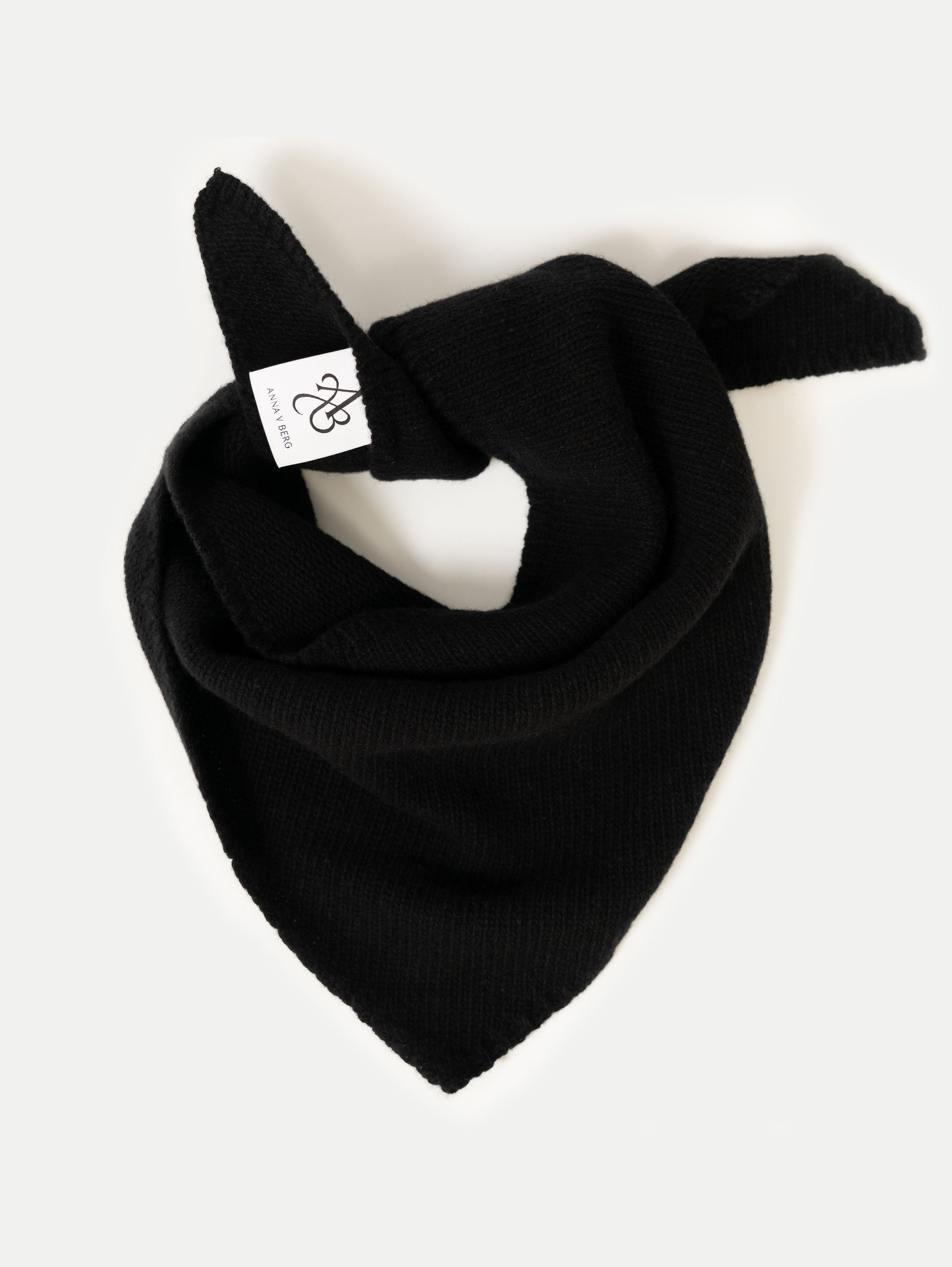 CARA SCARF IN NIGHT