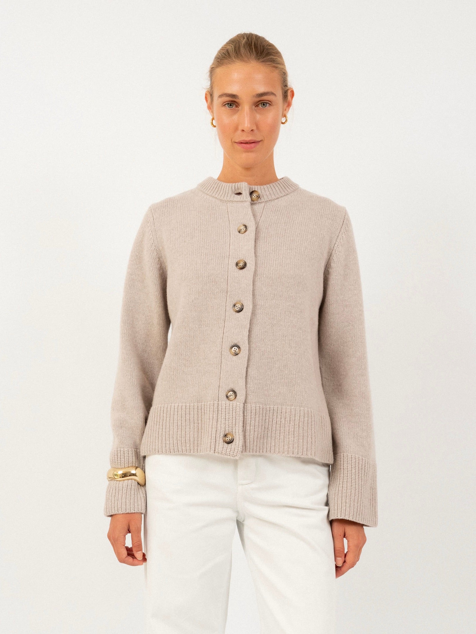 DOROTHEA CARDIGAN IN ALMOND POWDER