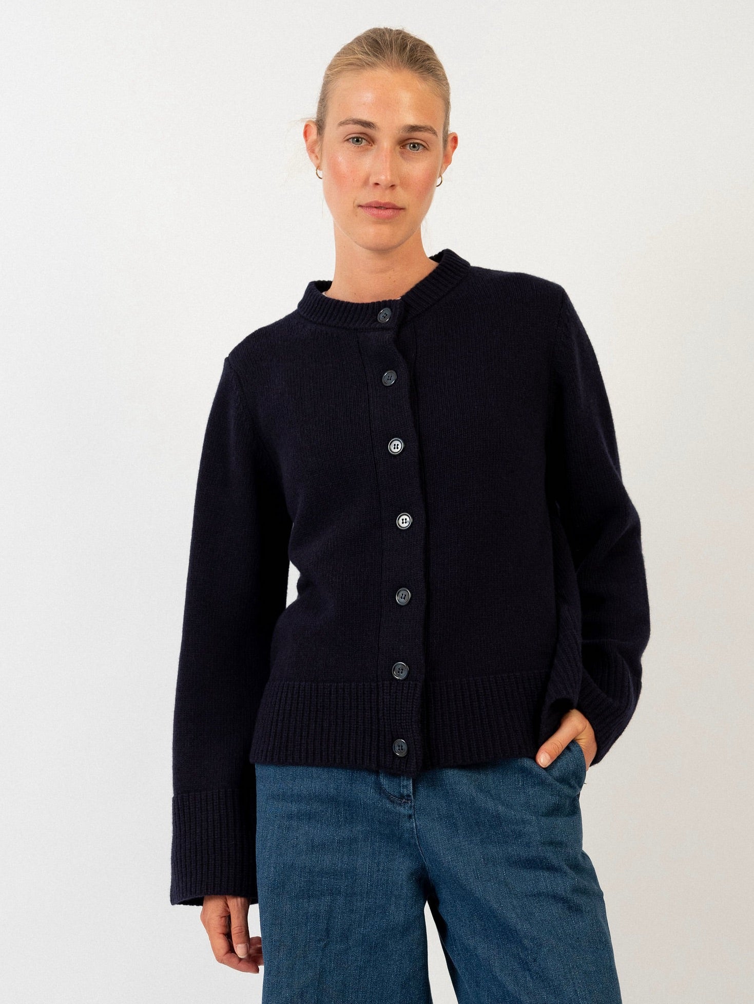 DOROTHEA CARDIGAN IN DEEP BLUE