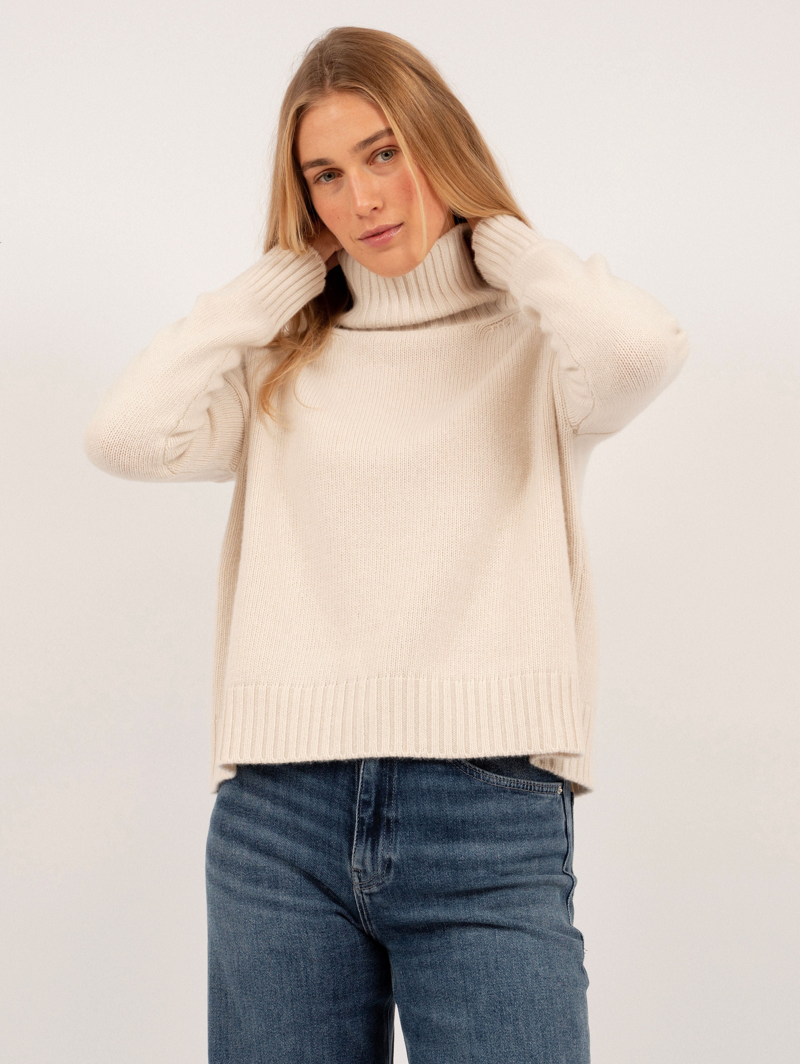 EMMA SWEATER IN VANILLA