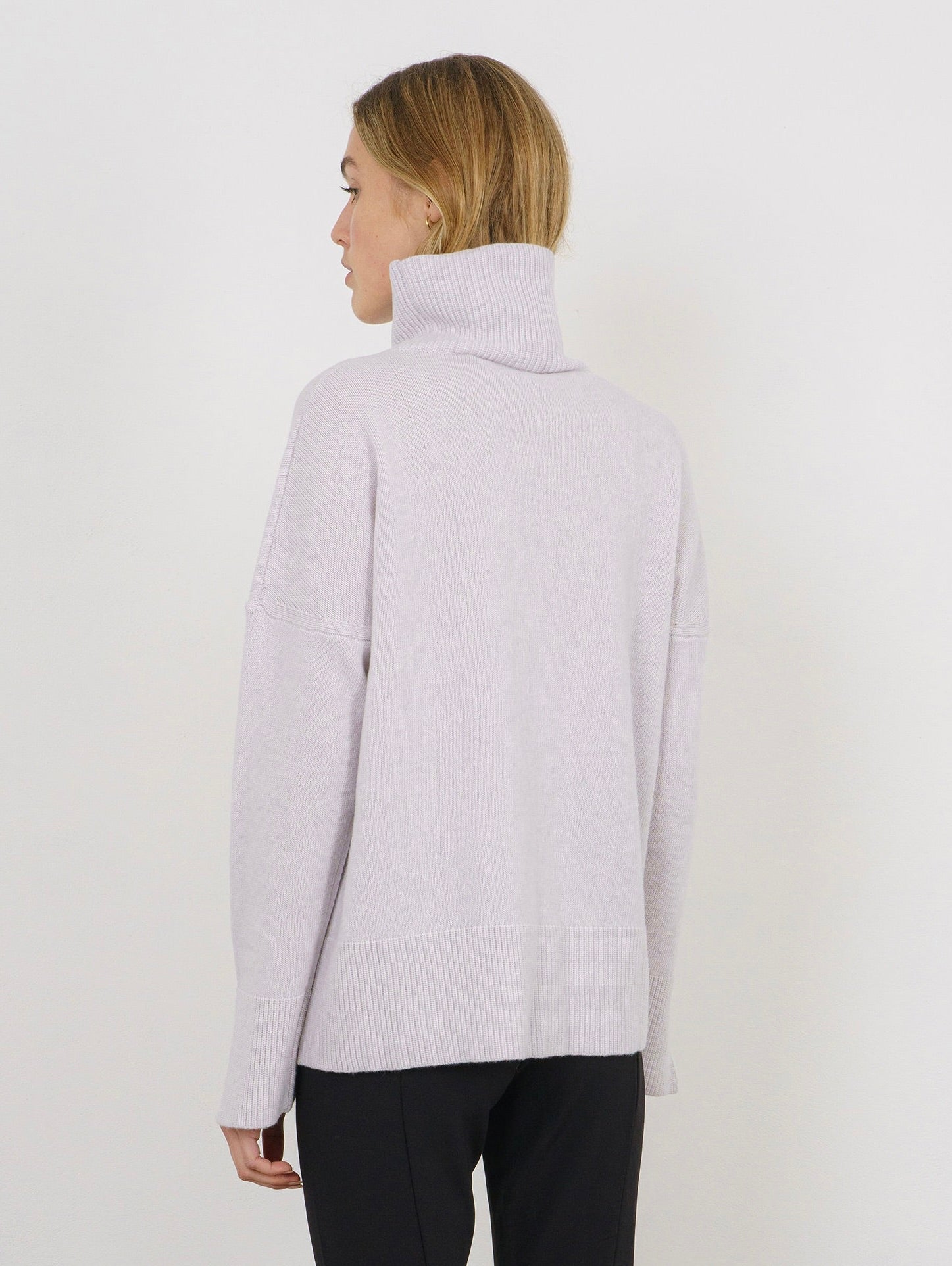 KATE SWEATER IN ICEBERG