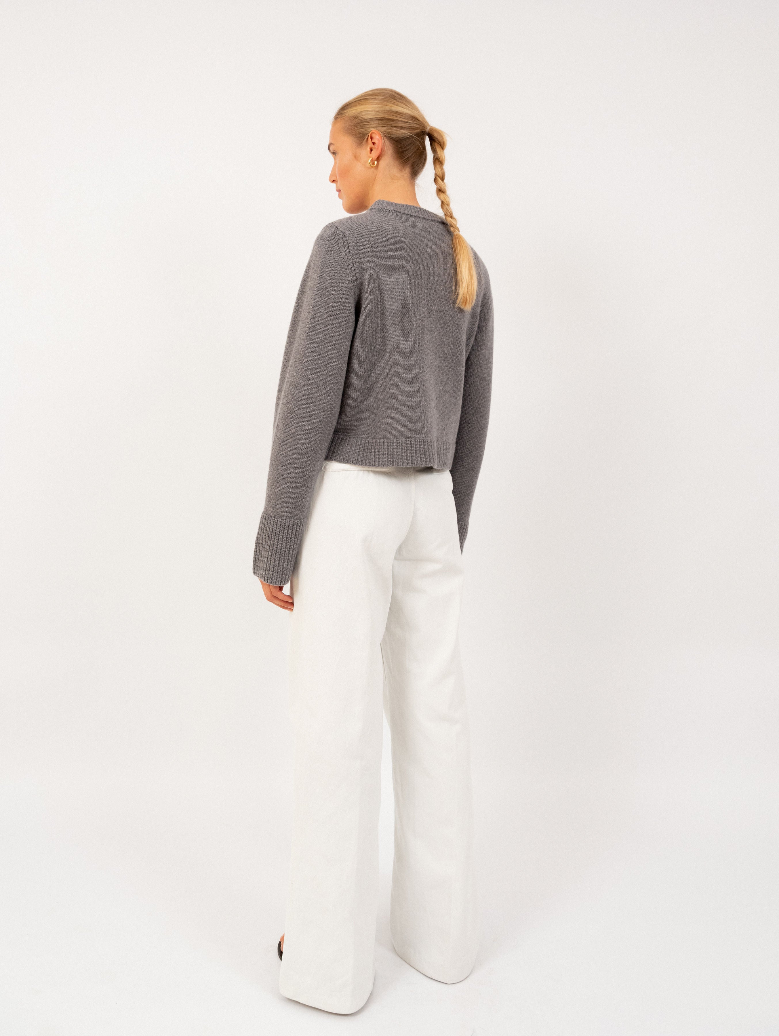 LILLY CARDIGAN IN STONE
