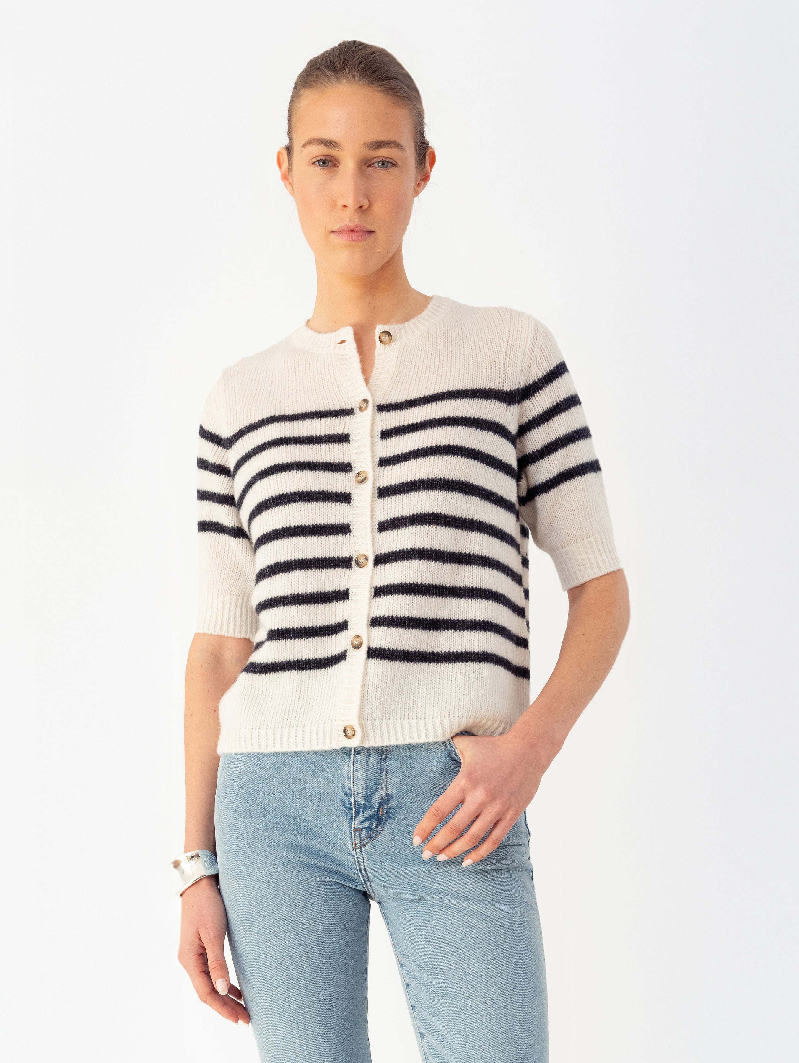 LOUISE CARDIGAN IN CREAMCHEESE / DARK BLUE