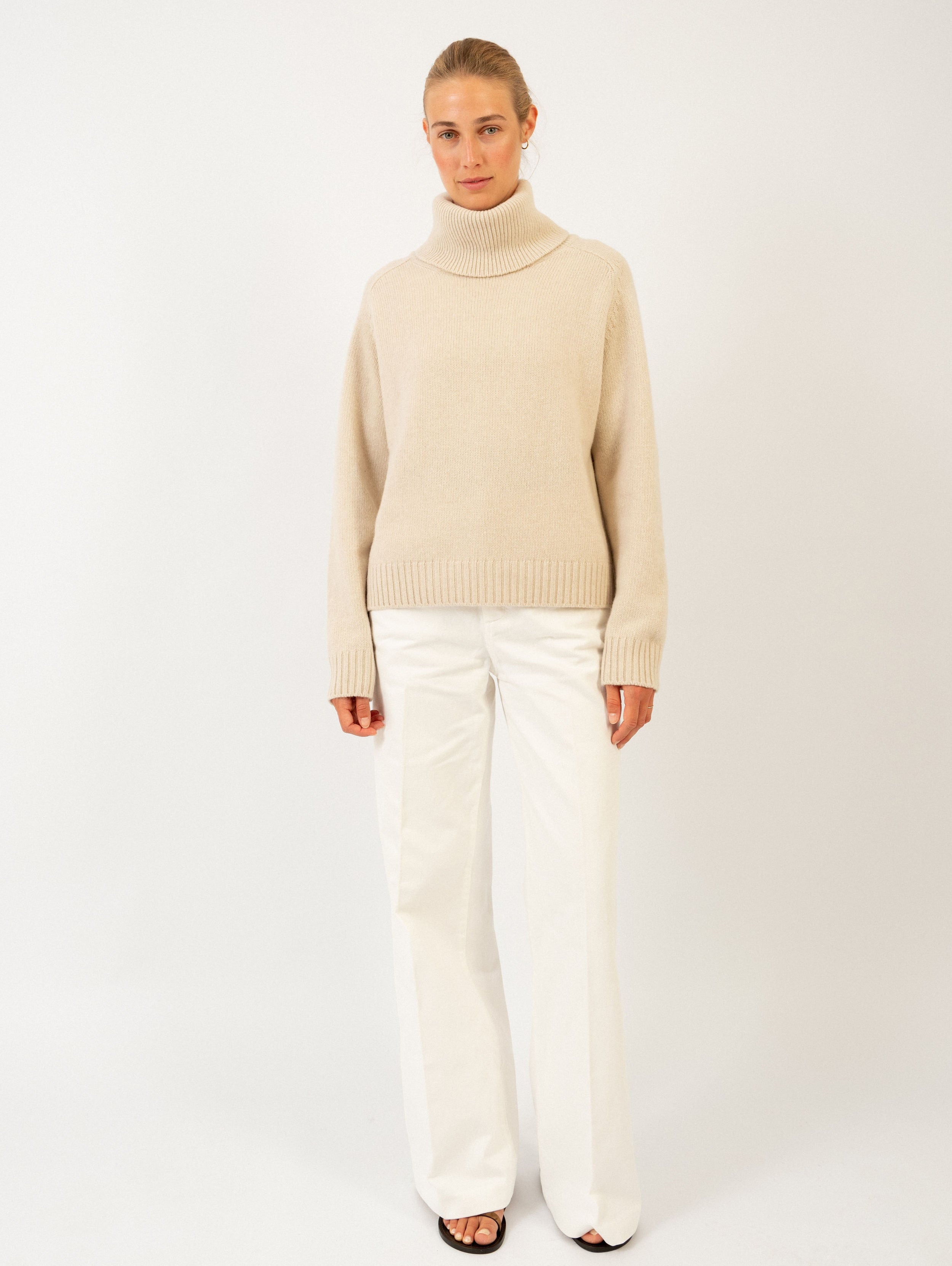MIA SWEATER IN BUTTERMILK